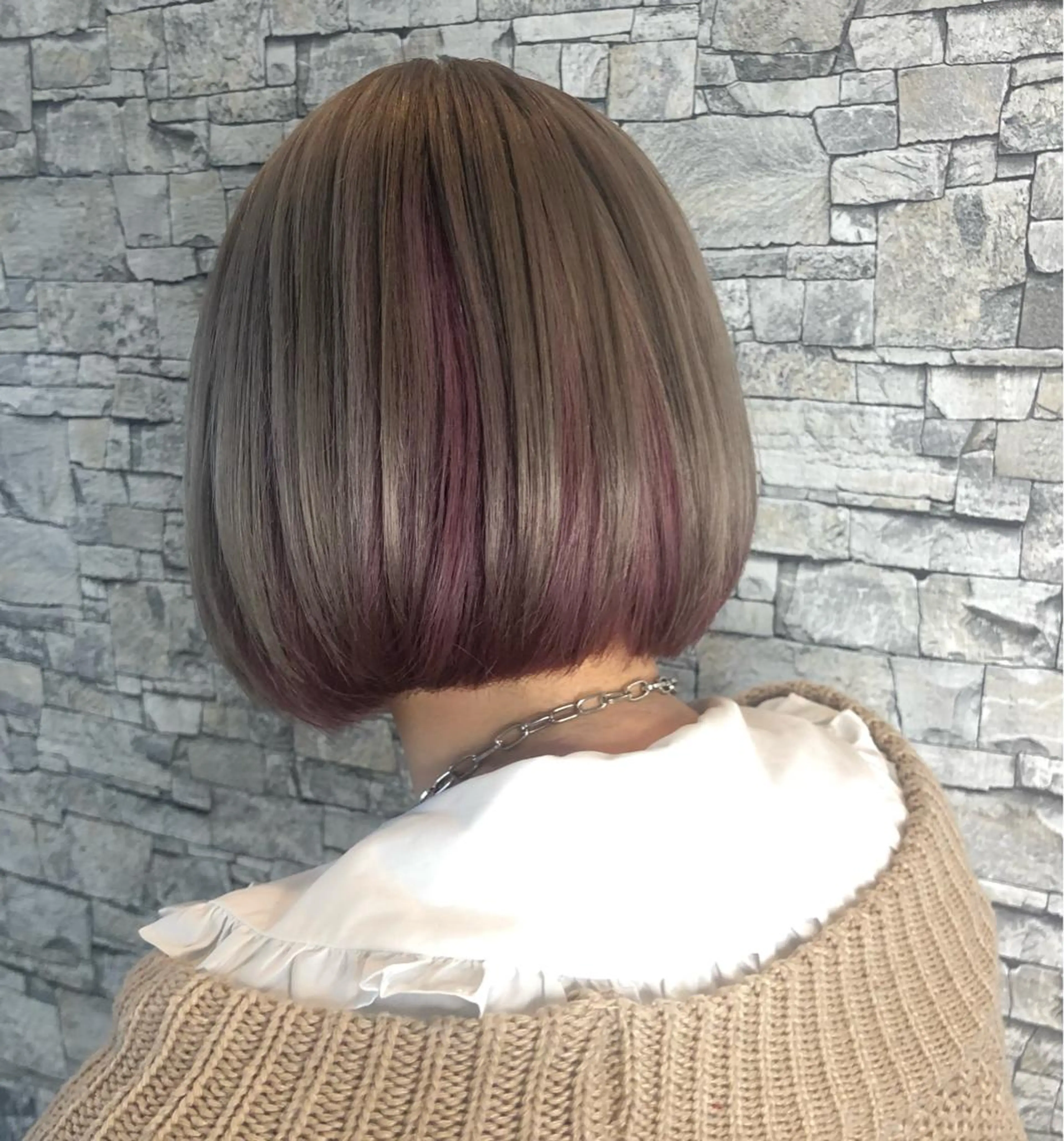 ショート 🪄🫧ハイトーン/ 乙津茜🐰L'wisのヘアスタイル