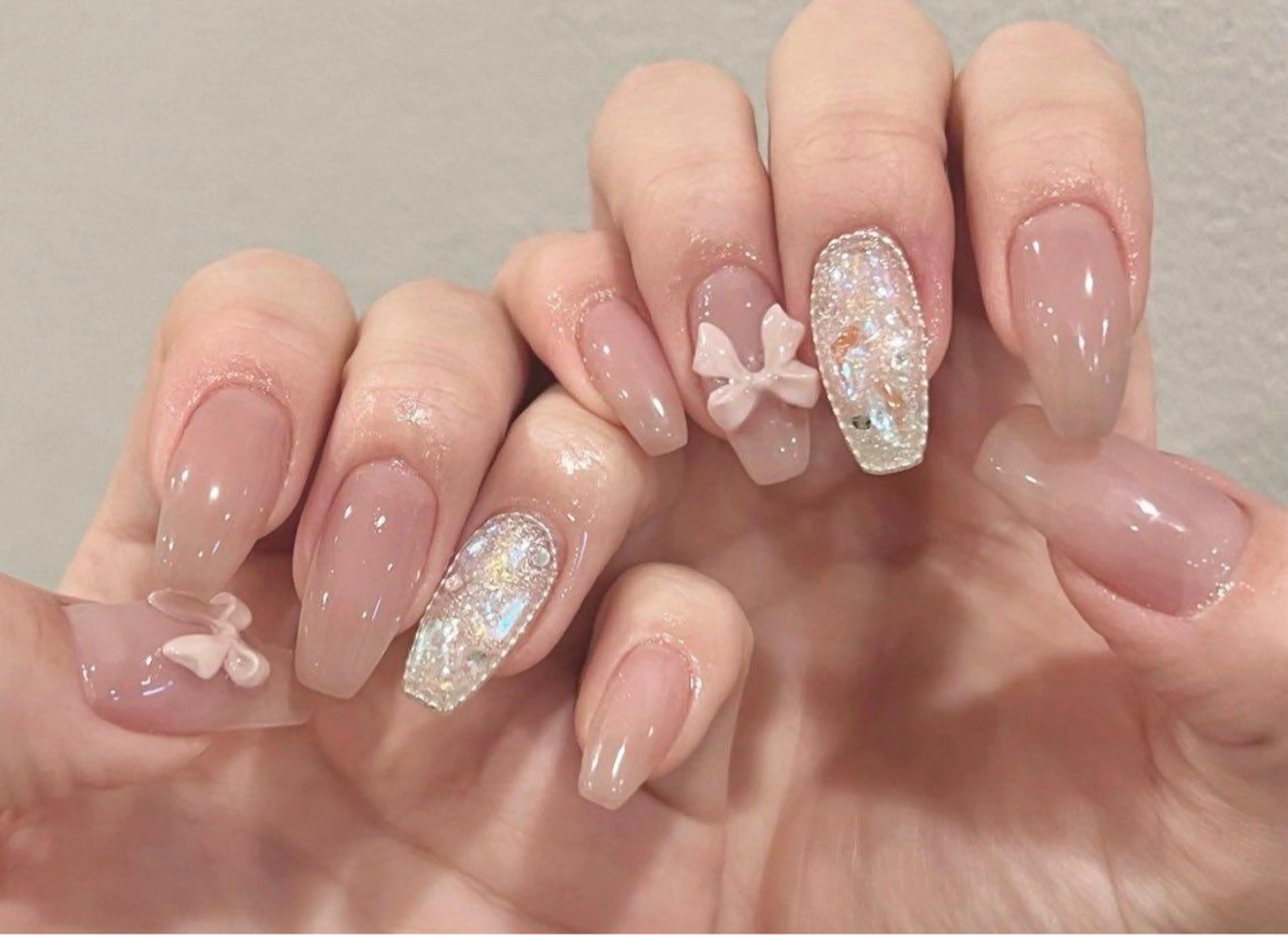 カラー ハンドネイル AIN Nailのネイルデザイン