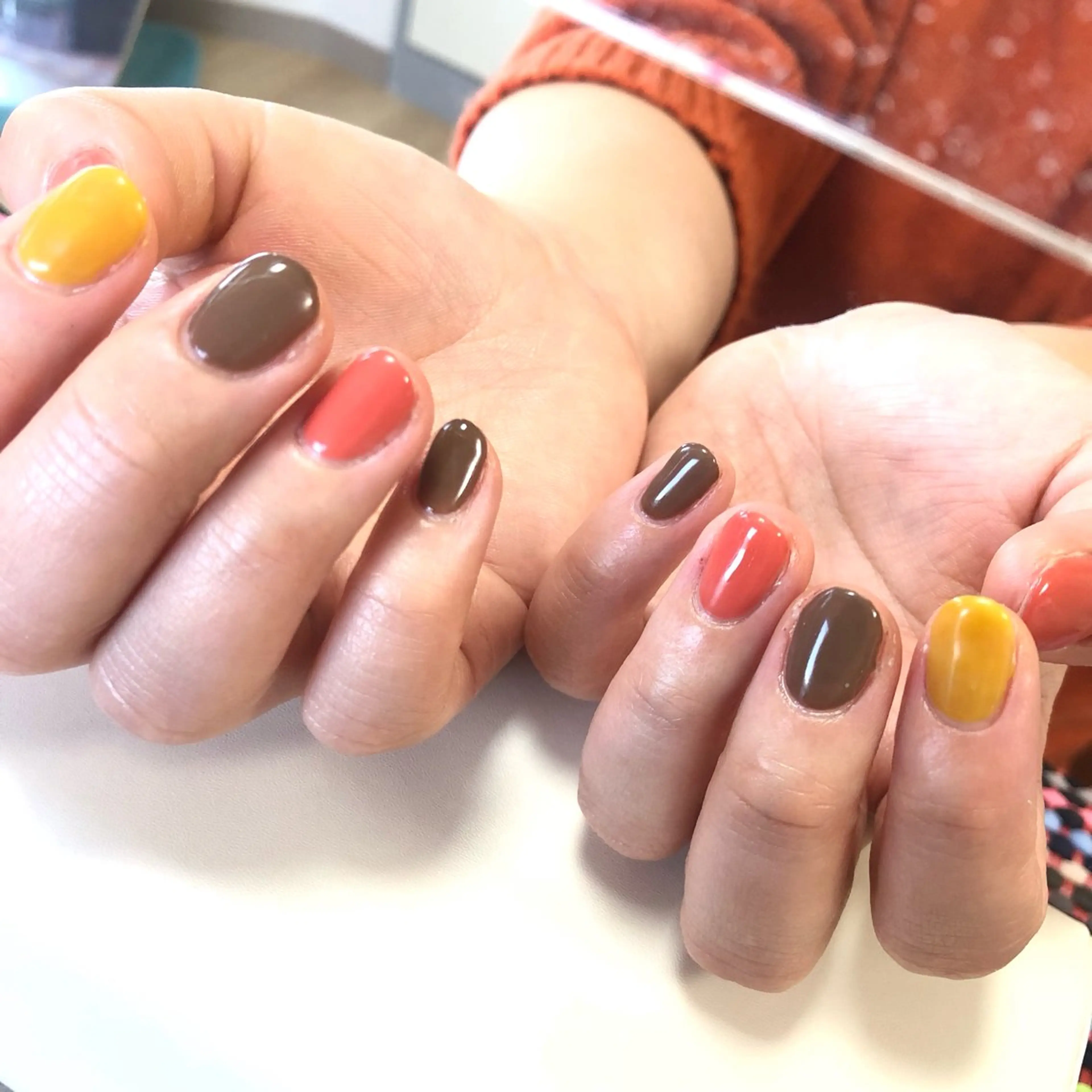 3カラー*ハンドネイル🩷🤎💛〔オフ込♪〕の写真