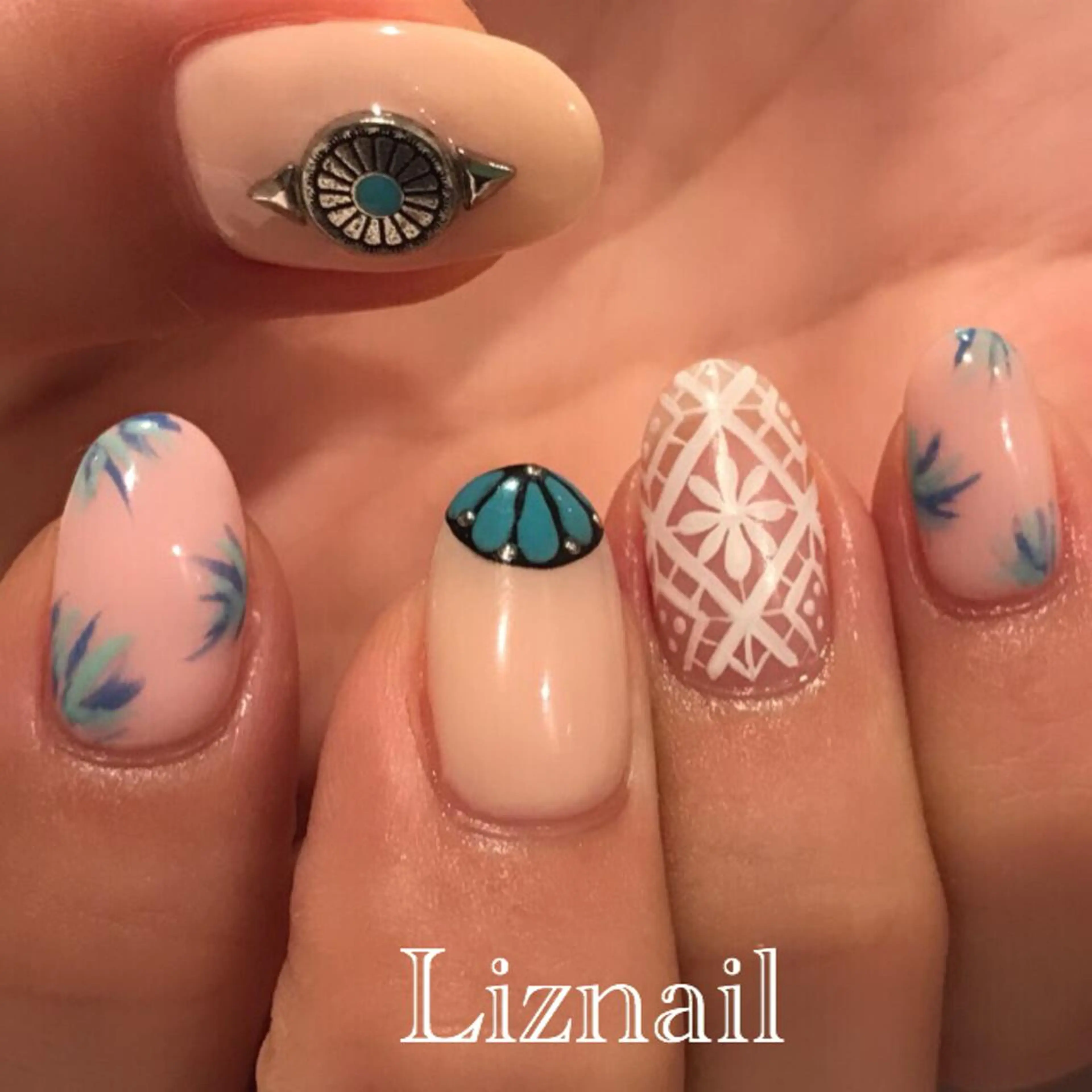 ネイル Rawr / saoriのネイルデザイン