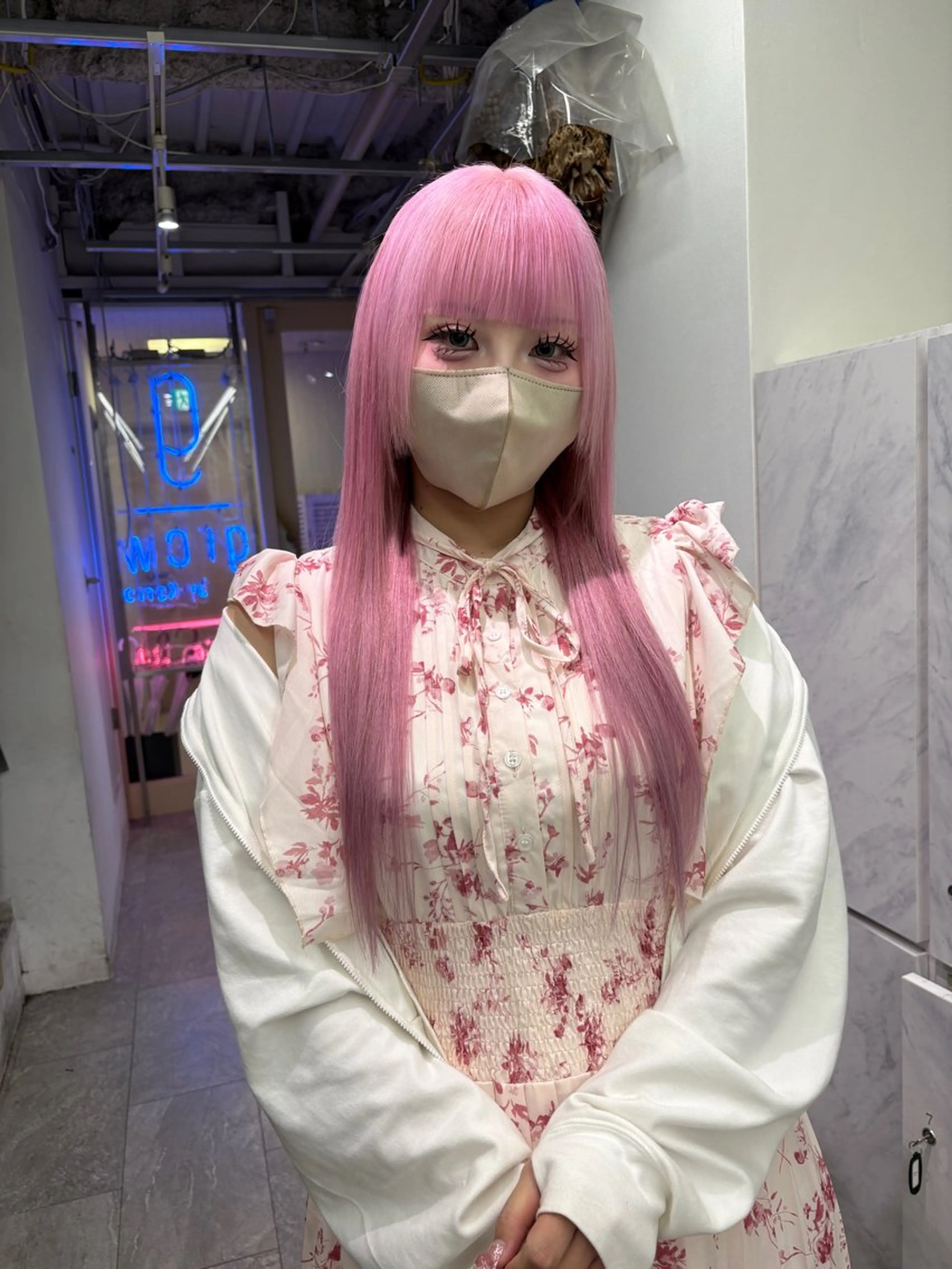 ロング カラー プルエクステ ブリーチ エクステ カット ヘアカラー エクステ 🪸ハイトーンカラー エクステmisakiのヘアスタイル