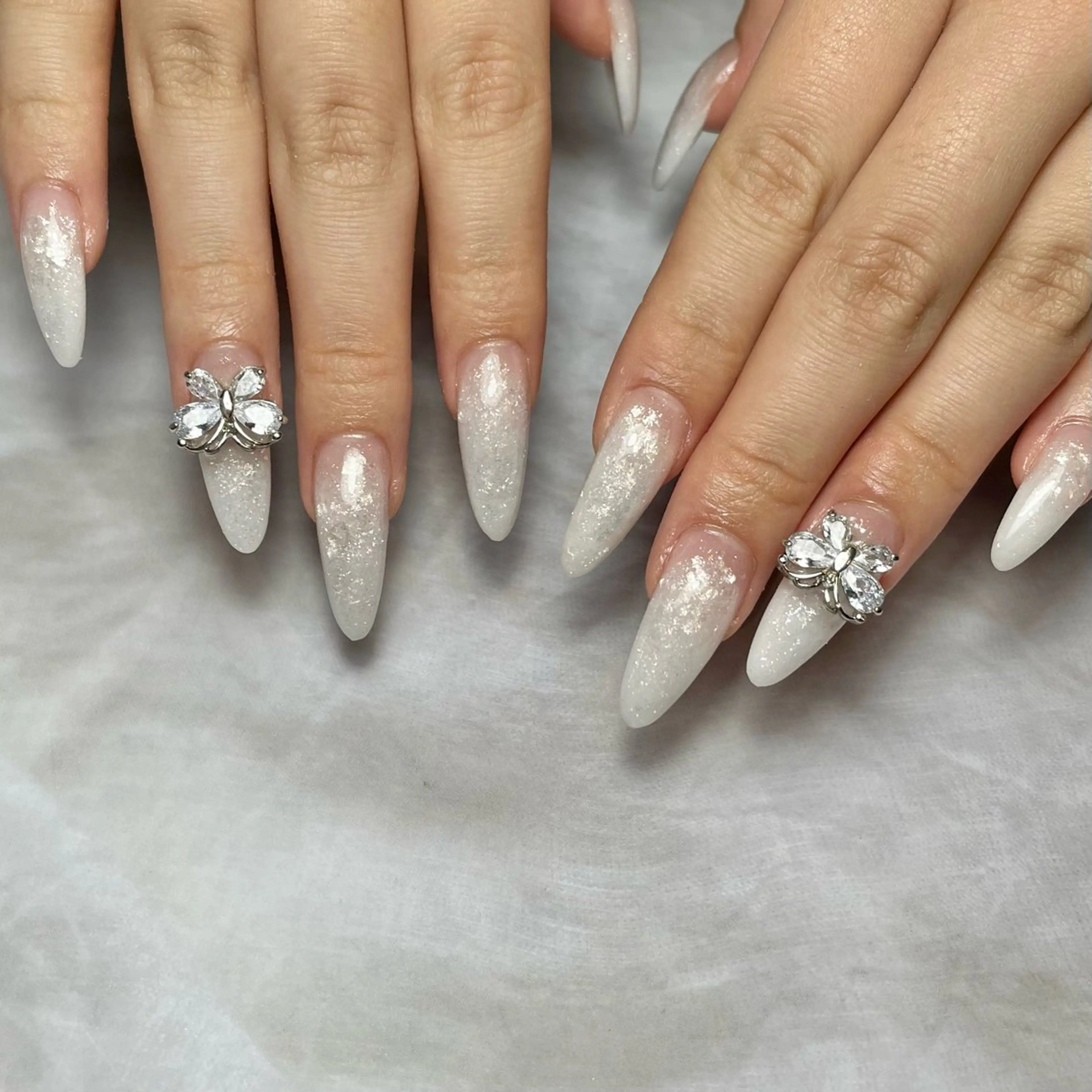 ネイル ホワイト Reflection marikoのネイルデザイン