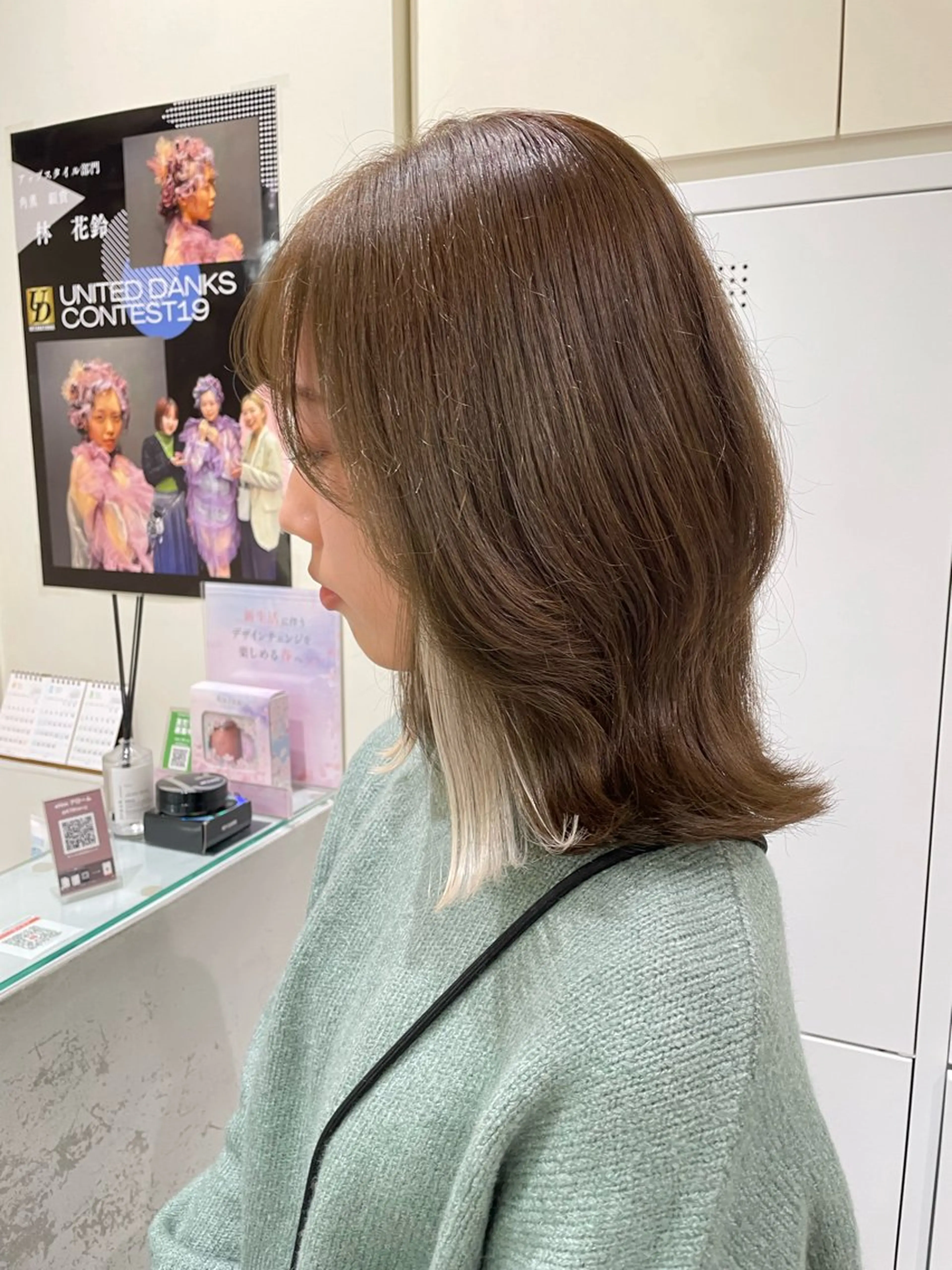 ミディアム カラー ベージュカラー ブリーチ ブリーチなしカラー オリーブベージュ エクステ ヘアカラー ボブ/インナーカラー /眉毛/Miyuのヘアスタイル