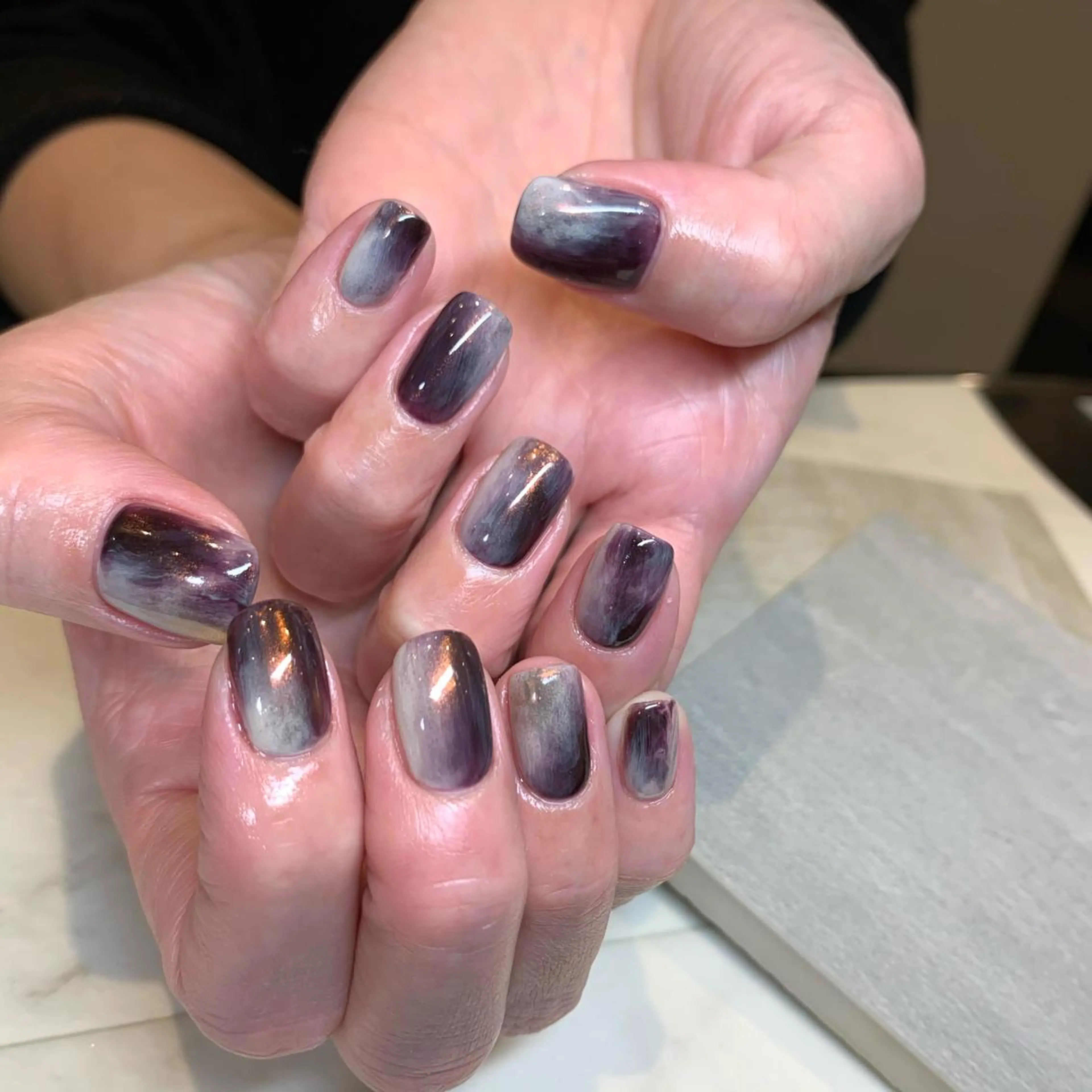 ネイル repos~ルポ~所属・里見 麗のネイルデザイン