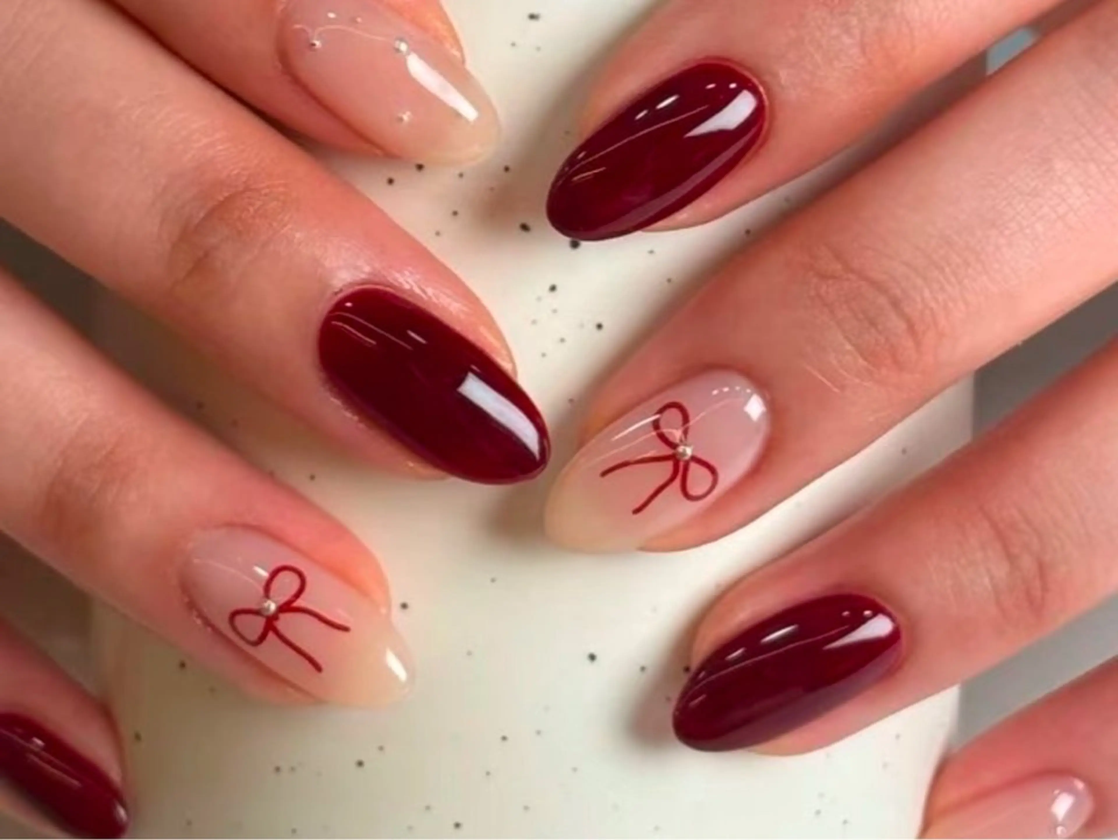 ネイル アートネイル オーロラネイル チークネイル フレンチネイル ガラスフレンチ ハンドネイル 🎀🎀YooLi Nail Salonのネイルデザイン