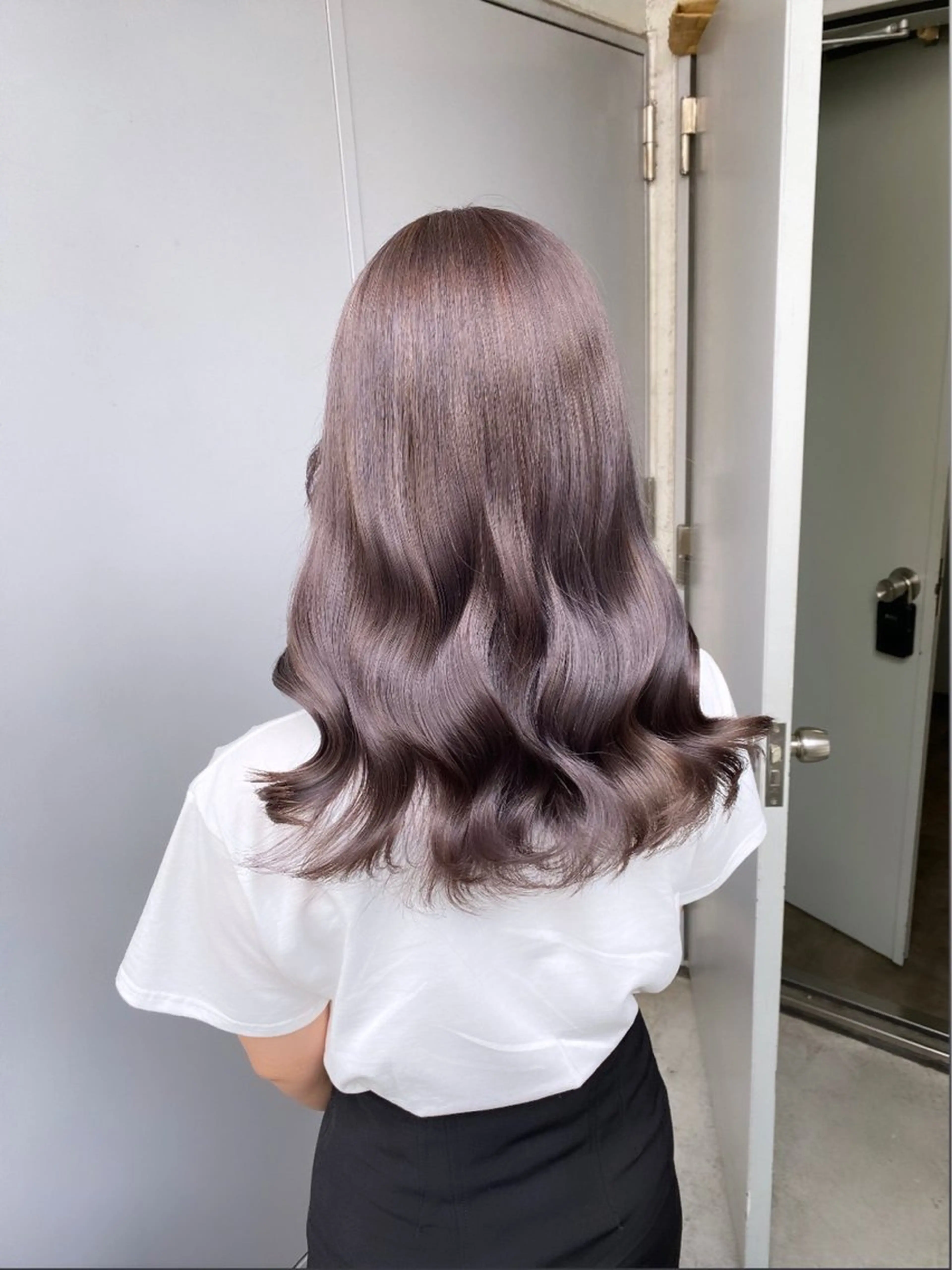 セミロング カラー グレージュ ミルクティーグレージュ 💖トレンド春夏 カラー💖FUTAのヘアスタイル