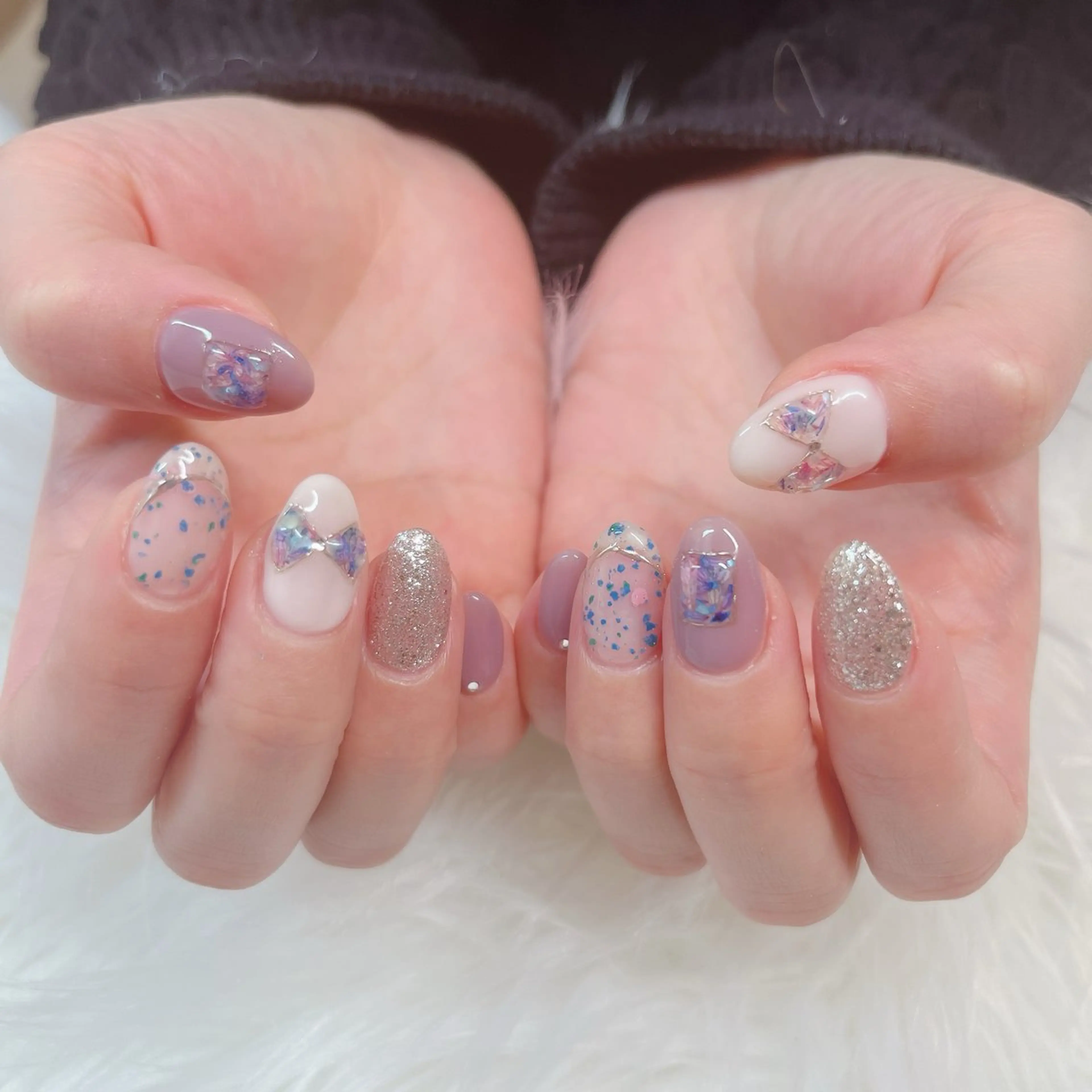 ネイル ハンドネイル 根津 綾子のネイルデザイン