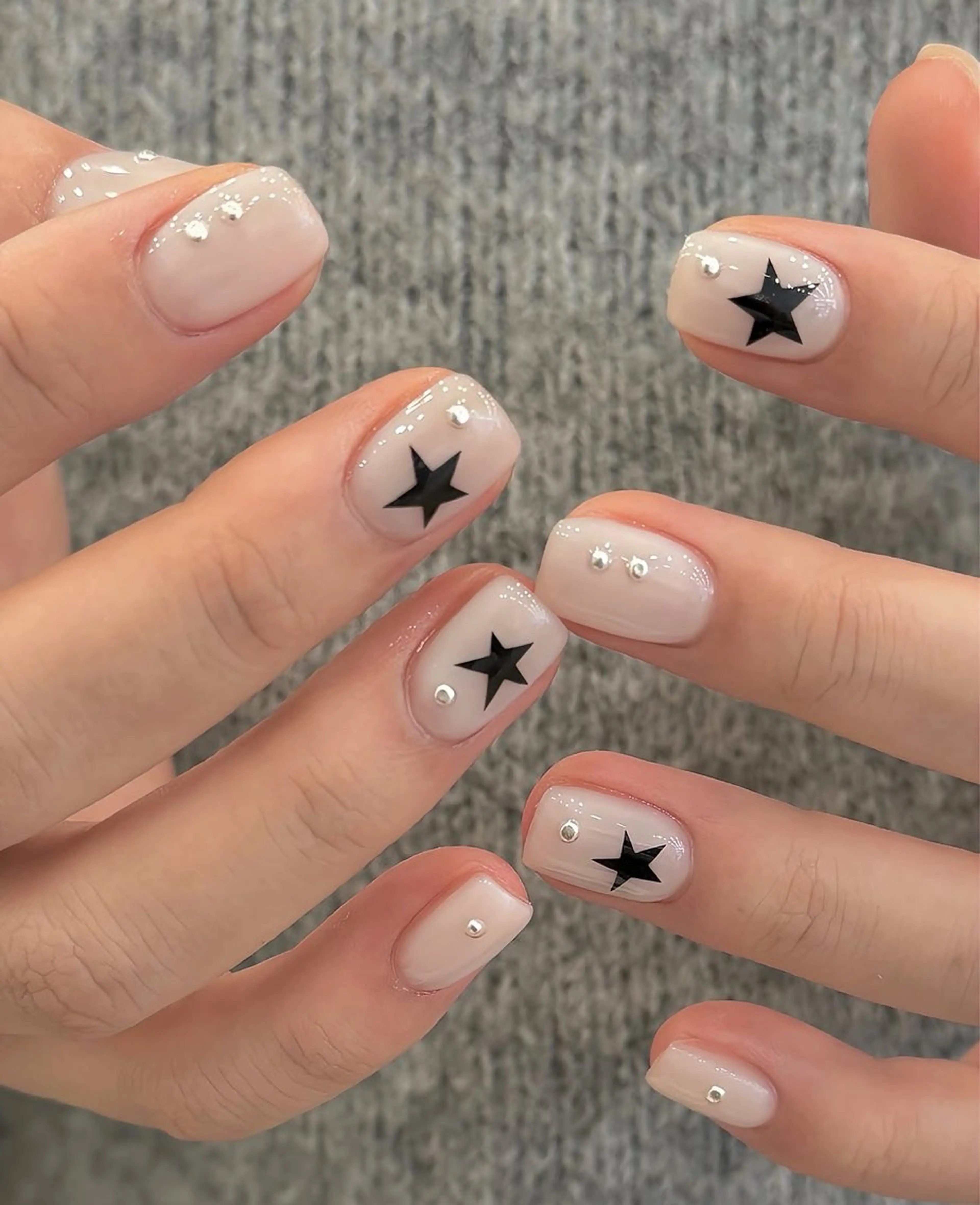 ネイル ハンドネイル 🎀PG🩵 ネイルサロンのネイルデザイン