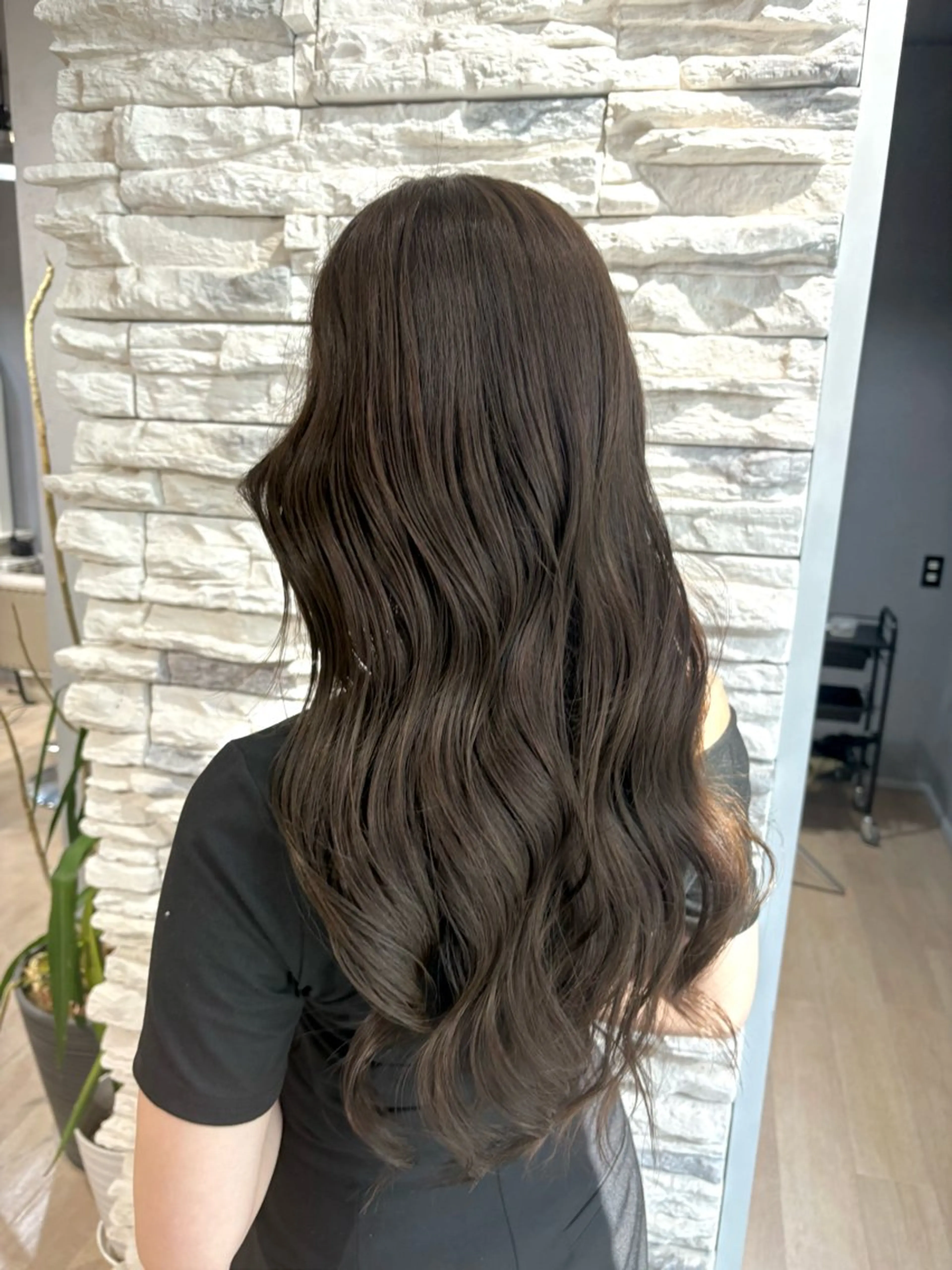 ロング カラー アディクシーカラー グレージュ オリーブグレージュ オリーブグレー トリートメント mimi 🌟のヘアスタイル
