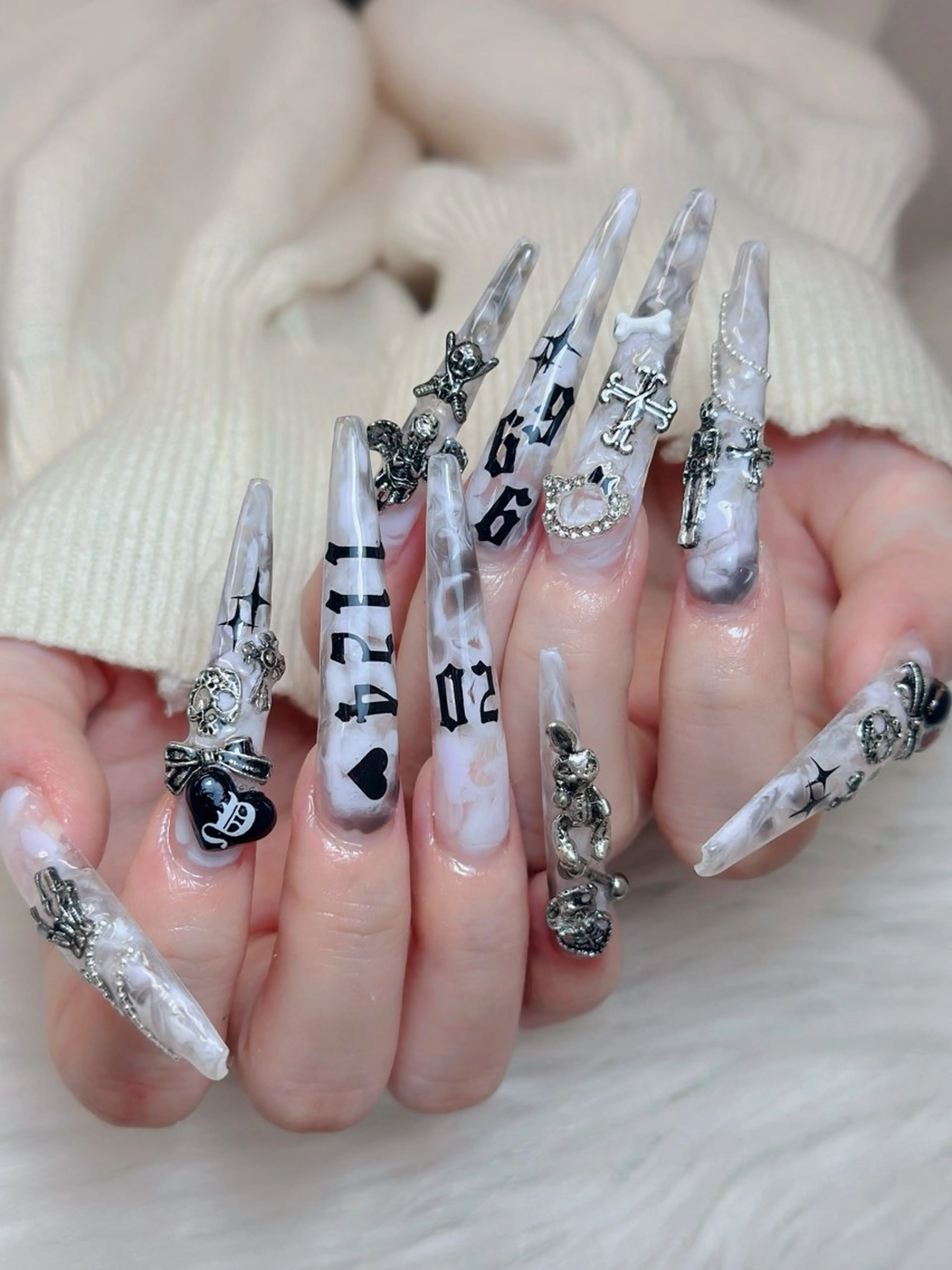 ネイル アートネイル ジェルネイル マグネットネイル ハンドネイル JennNail_ マオのネイルデザイン
