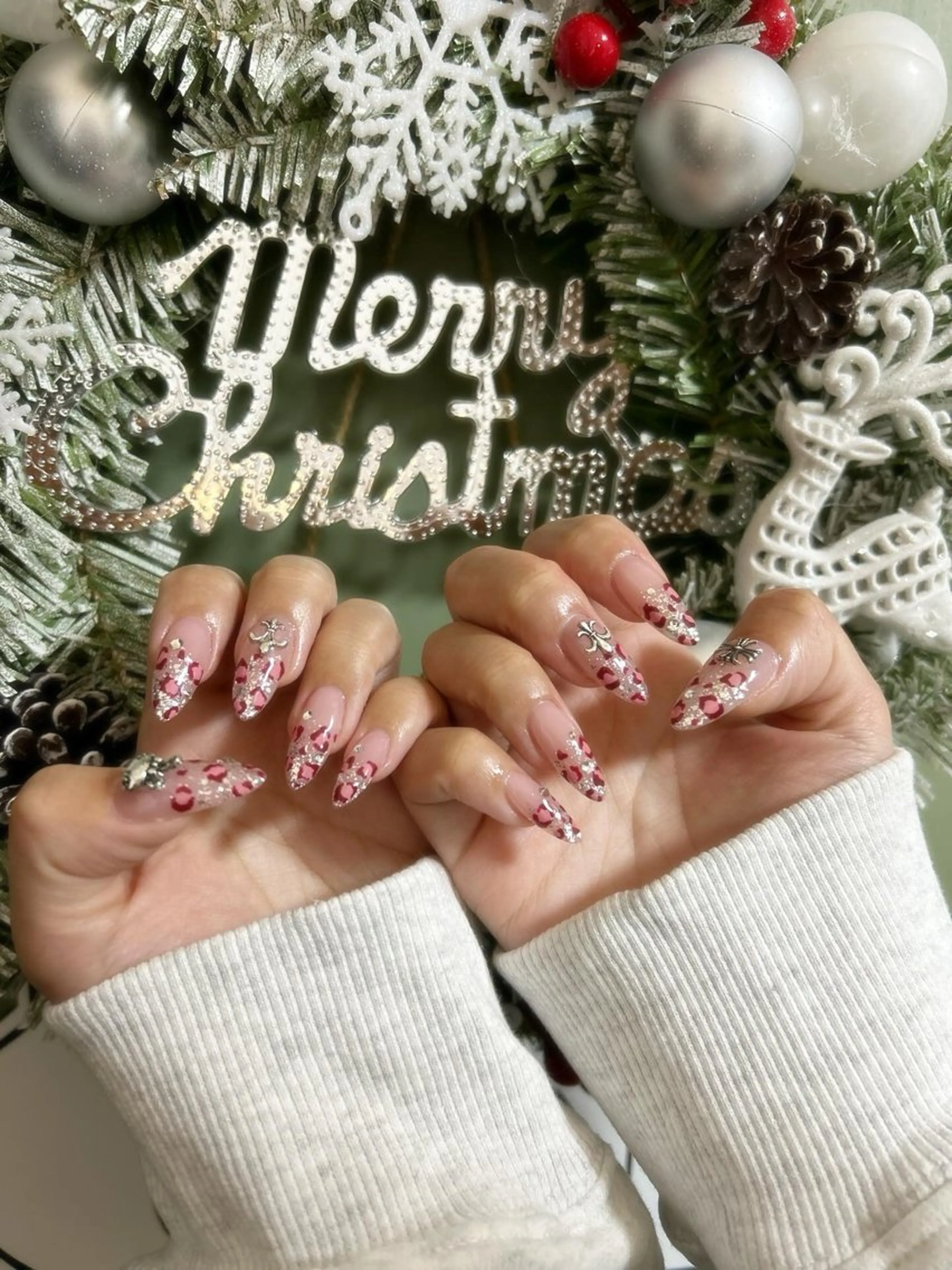 ネイル アートネイル オーロラネイル チークネイル 長さ出し フットネイル Chan nailsのネイルデザイン