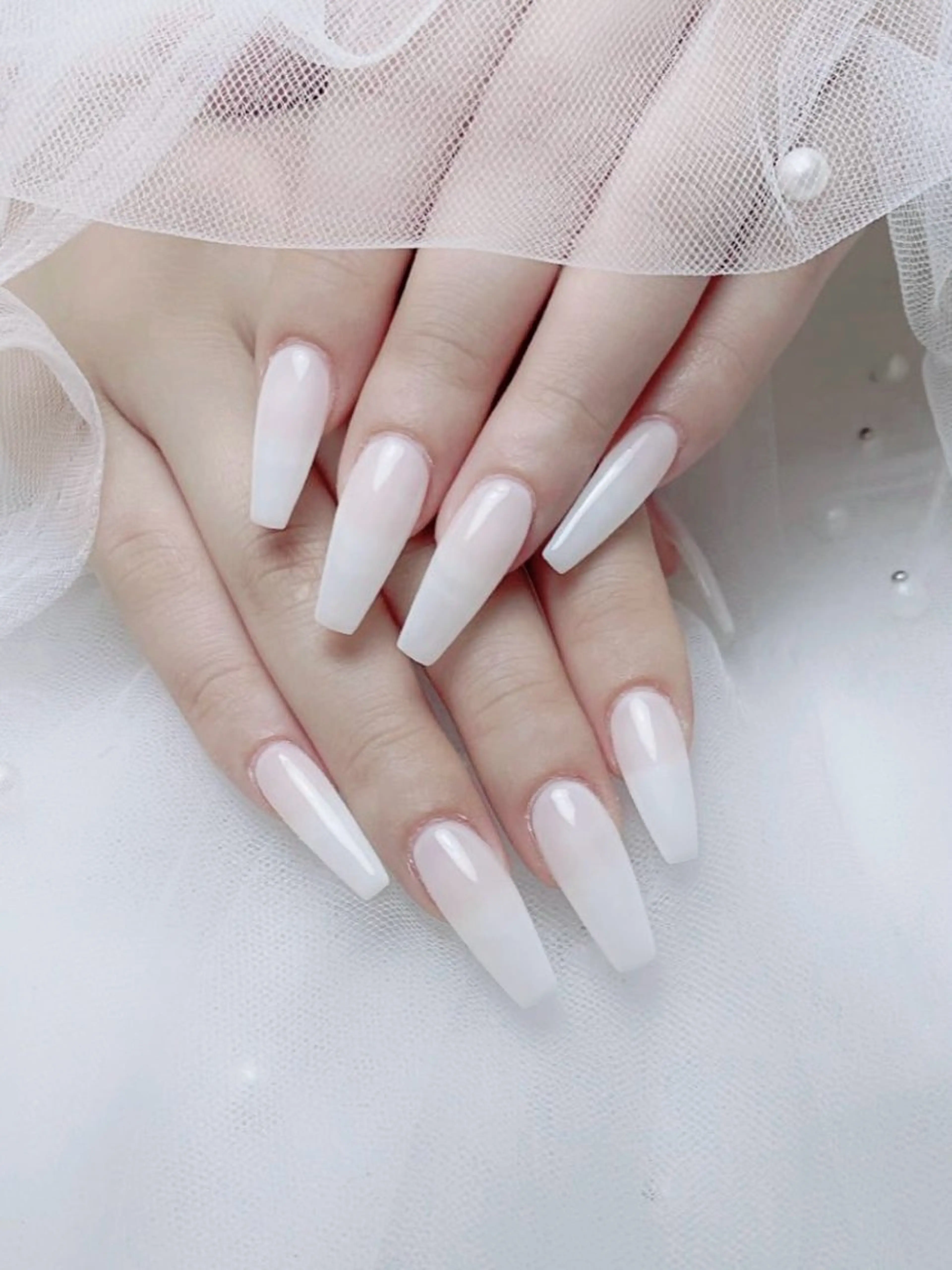 ネイル フレンチネイル ハート 韓国ネイル マグネットネイル マグネットフレンチ ハンドネイル ネイルサロン lotusのネイルデザイン