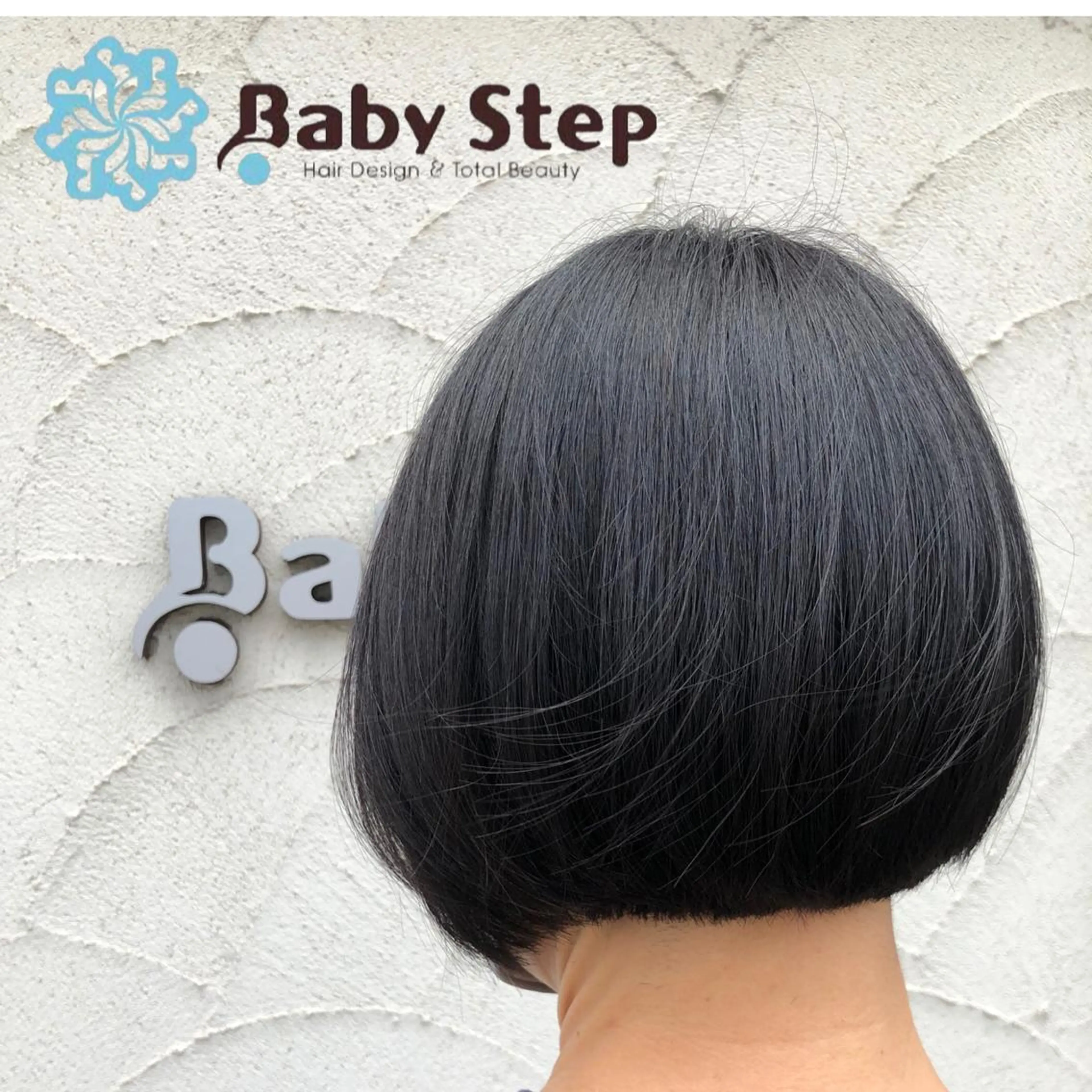 ショート カラー Baby Step ウエノのヘアスタイル