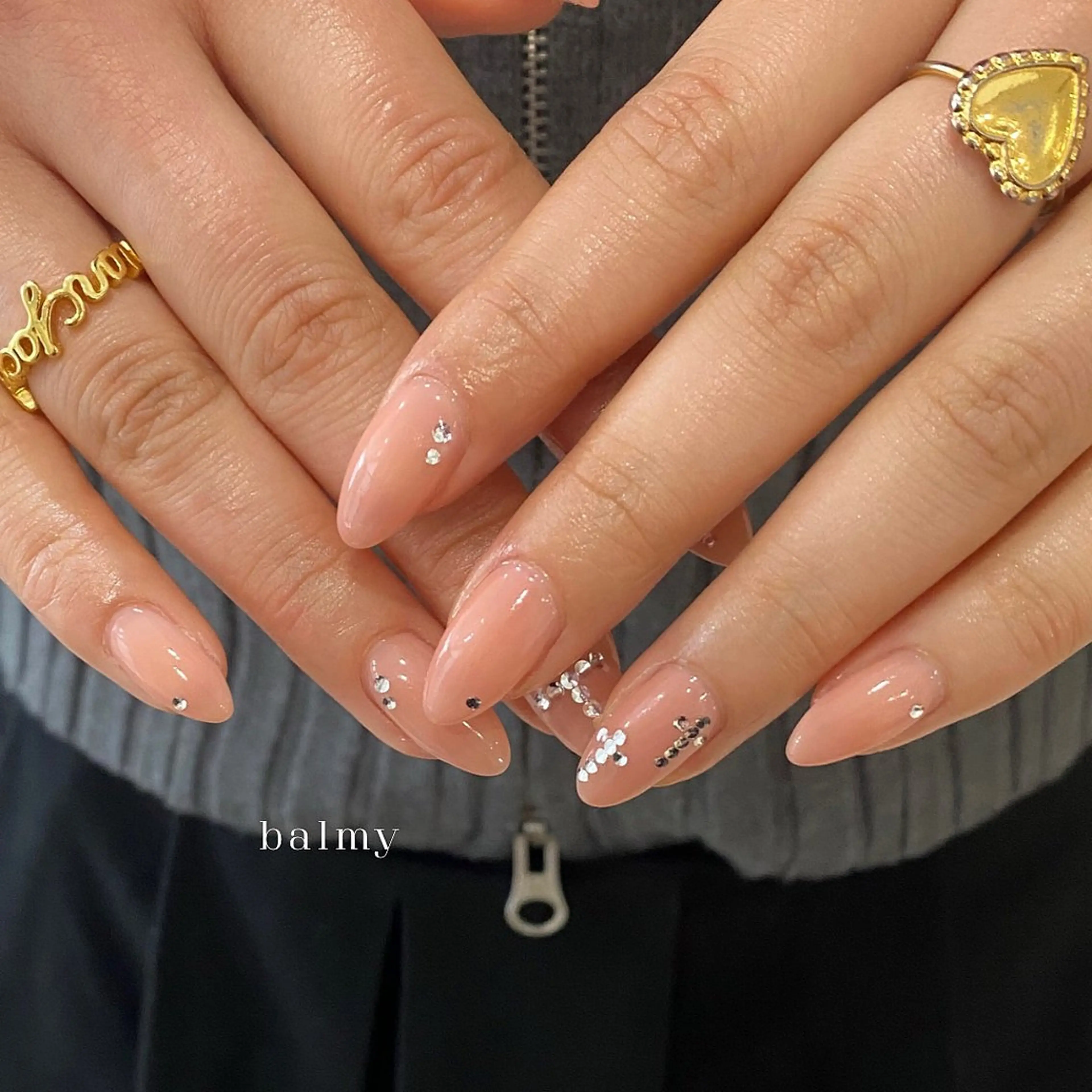 ネイル balmy. ITSUKI🕊️のネイルデザイン