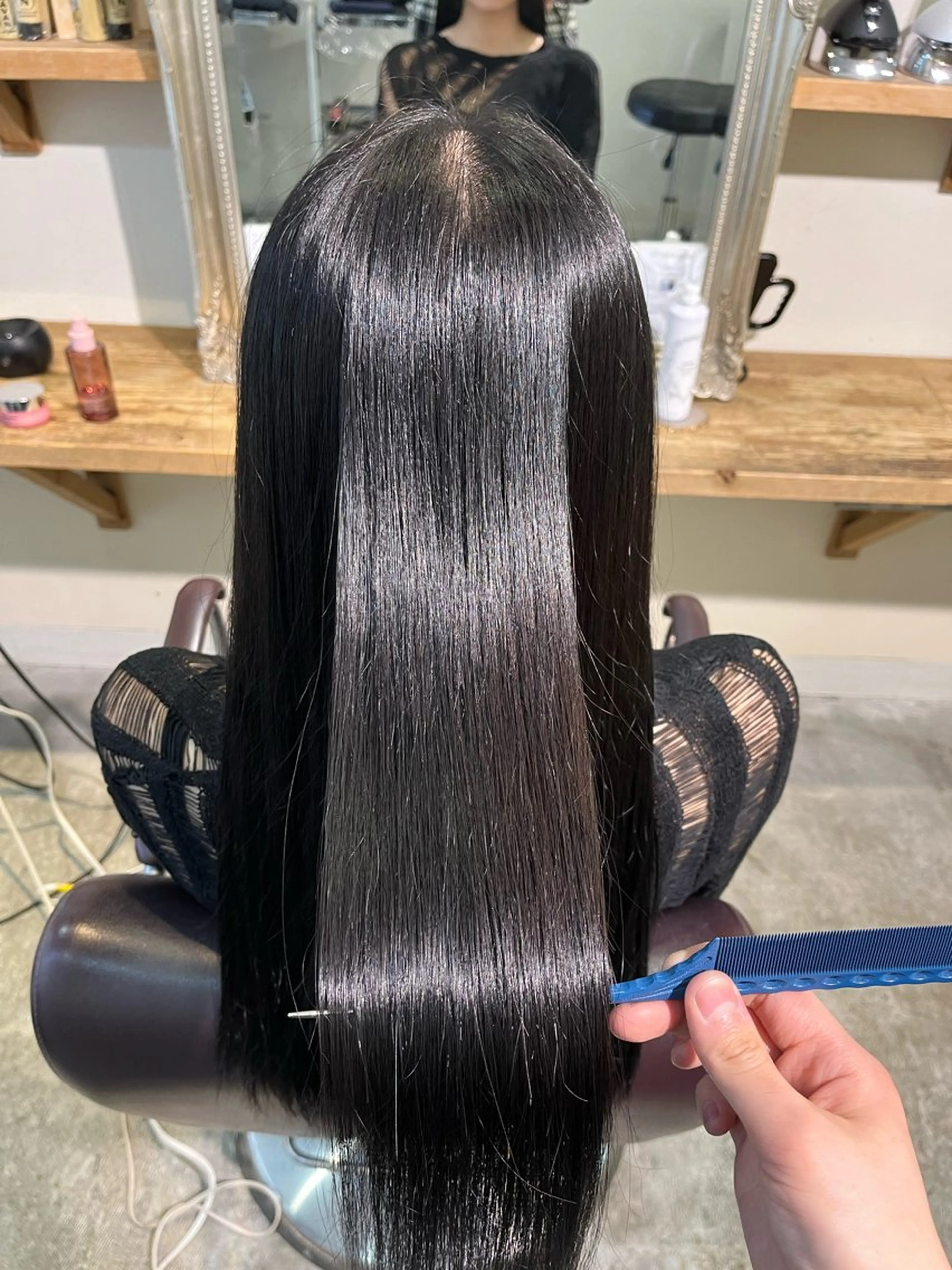 ロング カラー ヘアカラー トリートメント フェザーパーマ🌙 毛流れ yuzukiのヘアスタイル