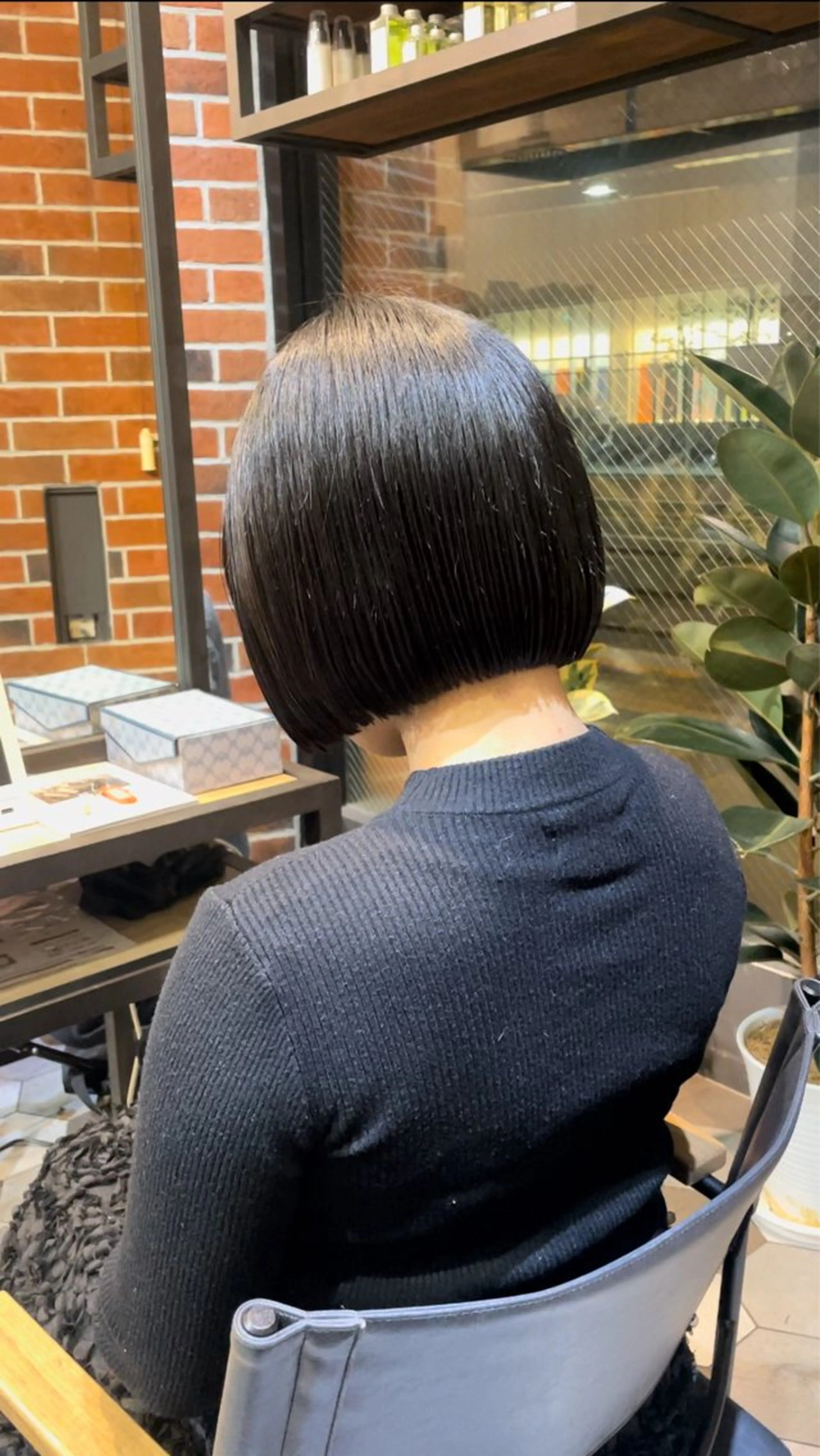 ショート ストンボブ/ 縮毛矯正/岩澤脩太のヘアスタイル