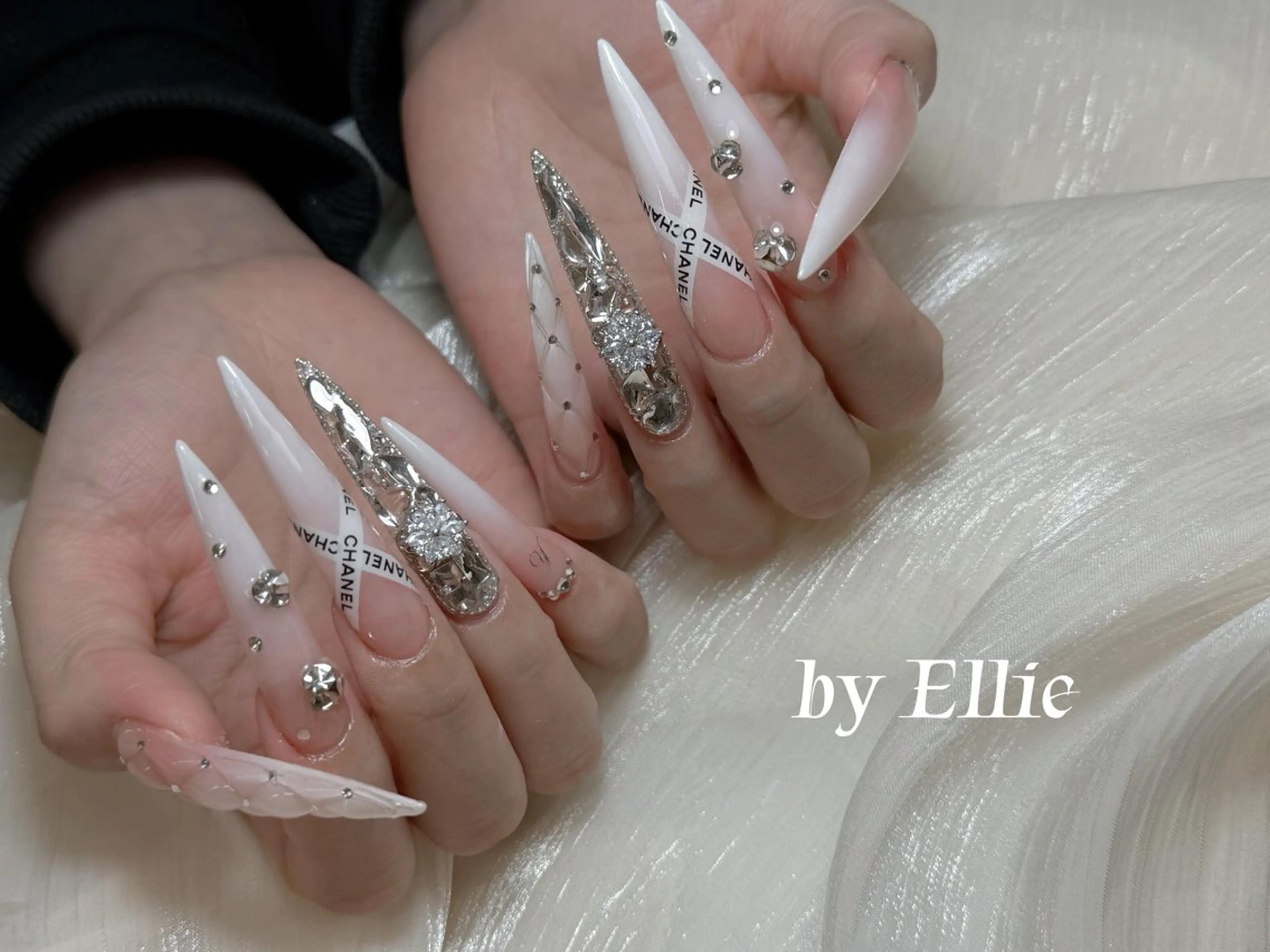 ネイル ハンドネイル ハンドケア 閨匠ビューティサロン 新橋店♡Ellieのネイルデザイン