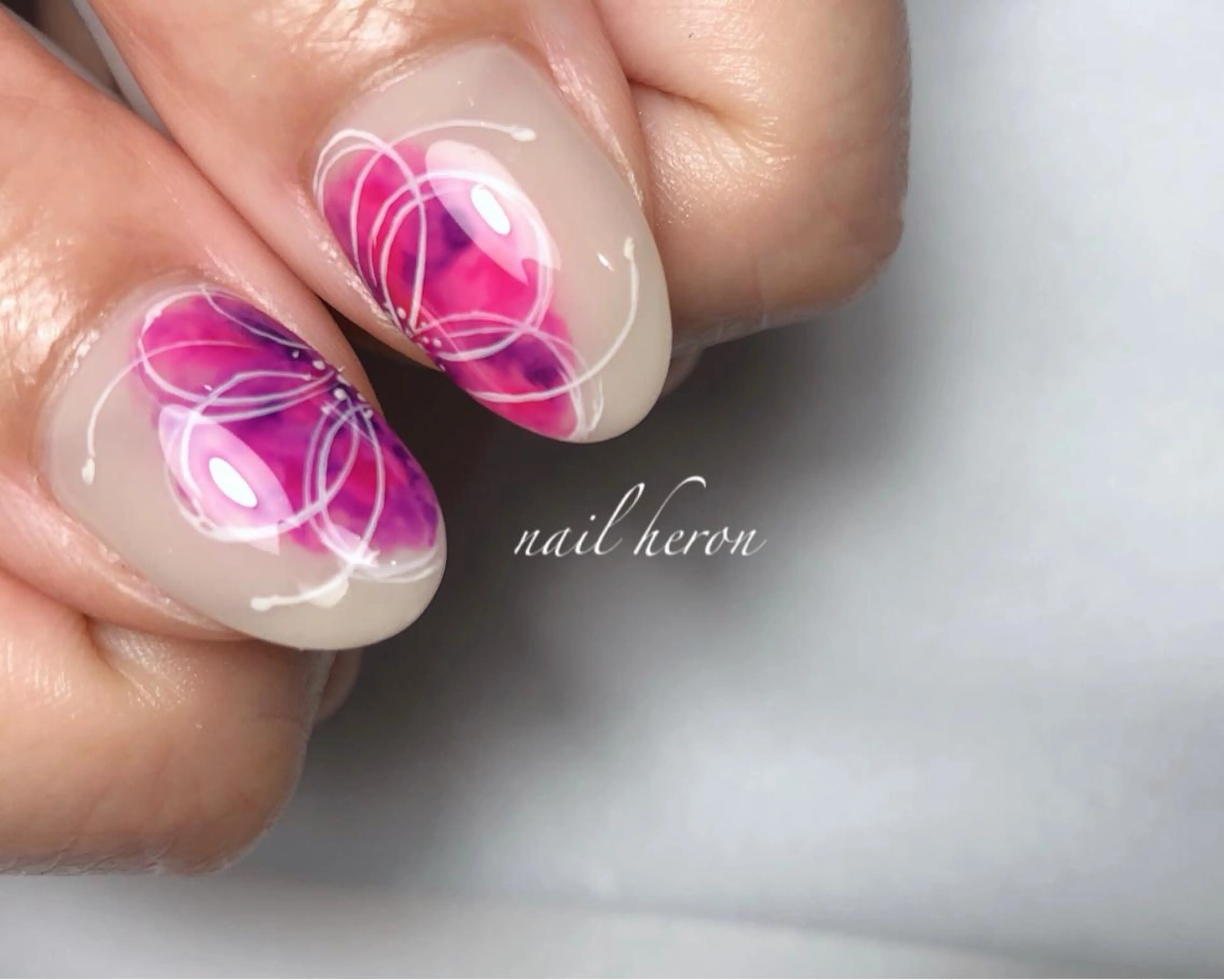 ネイル フラワーネイル ハンドネイル saki_ nail heronのネイルデザイン