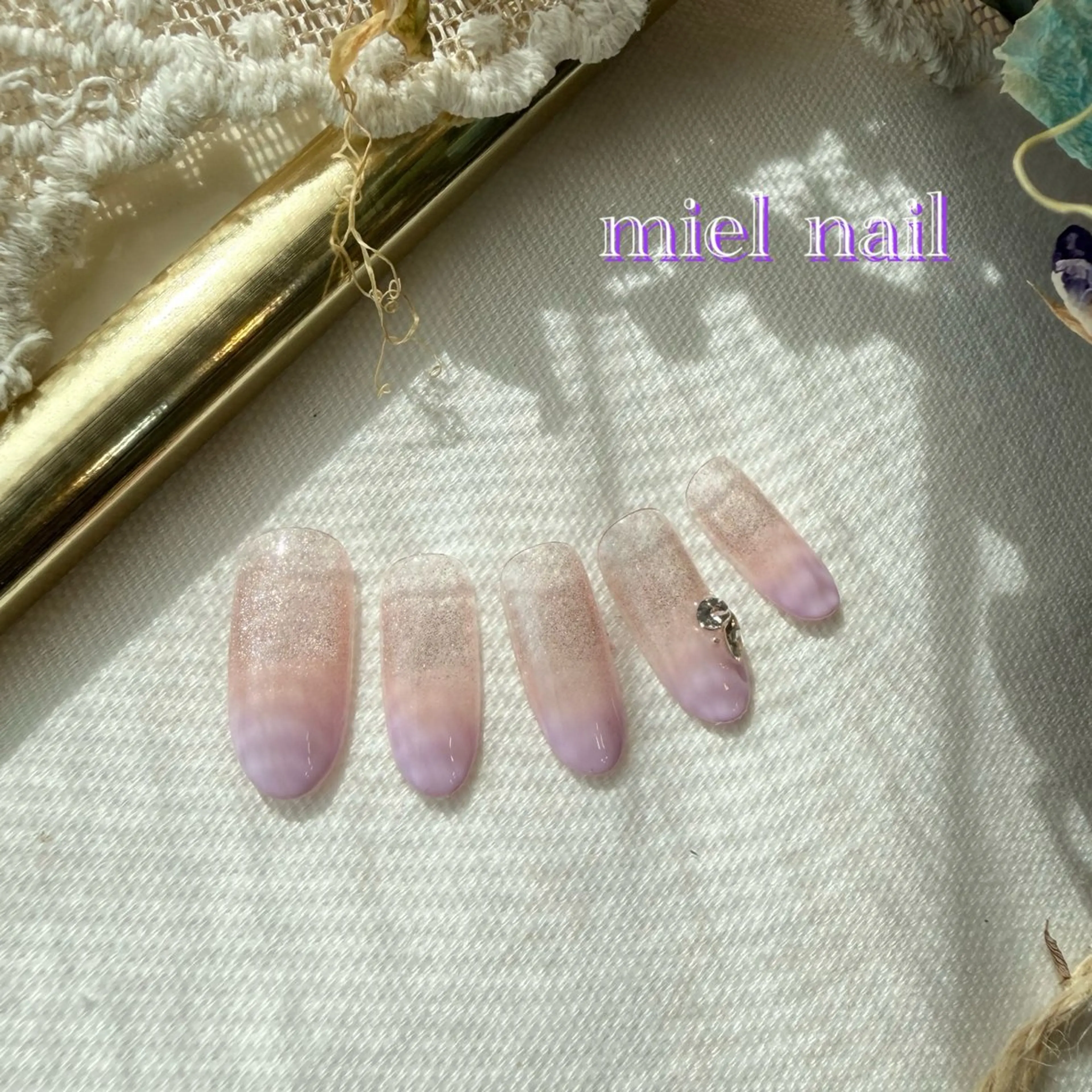 ネイル マグネットネイル ピンク 春ネイル 夏ネイル ハンドネイル miel nailのネイルデザイン
