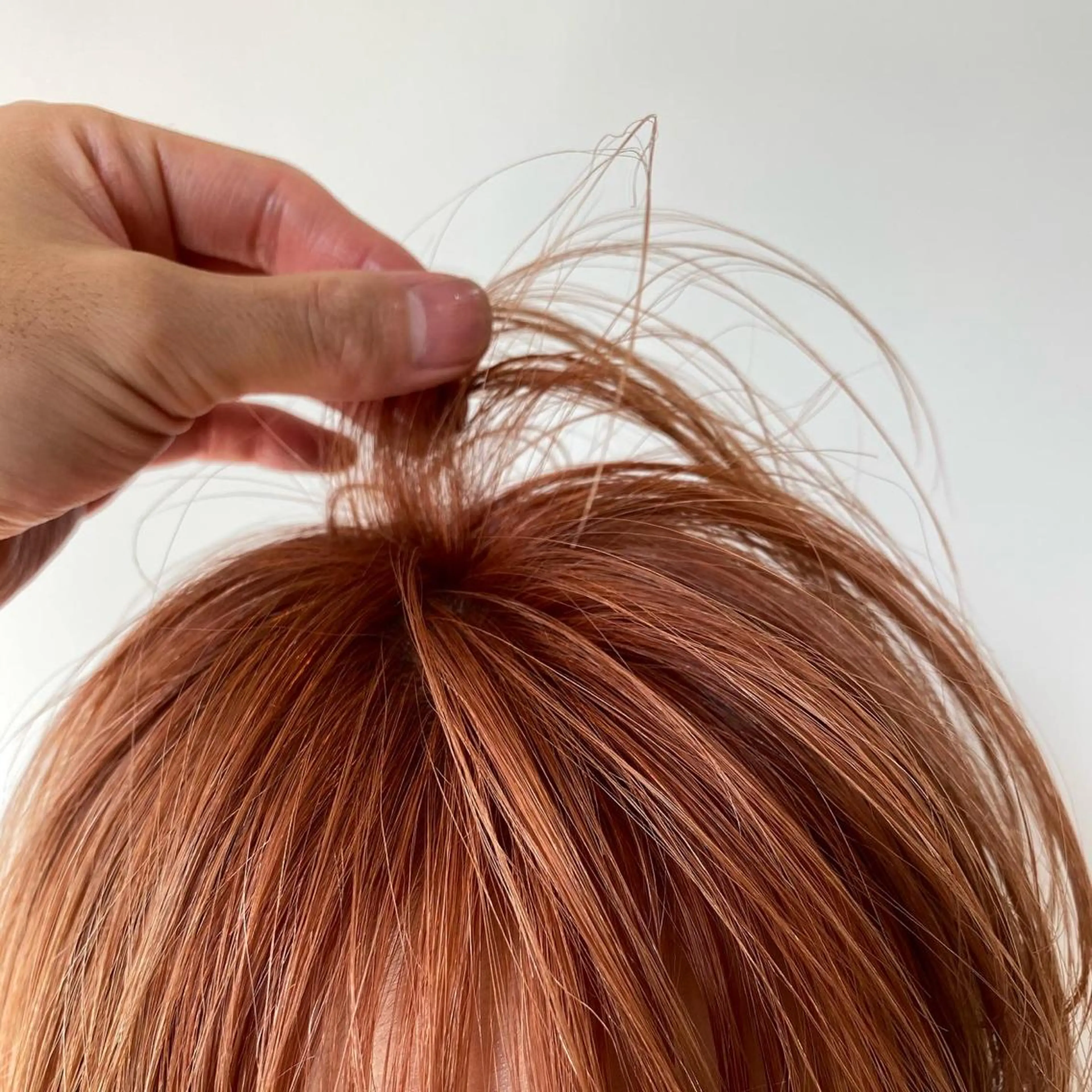 ショート カラー ベージュカラー ブリーチ オレンジ オレンジベージュ あやめ【顔まわり/レ イヤー/柔らかカラ】のヘアスタイル