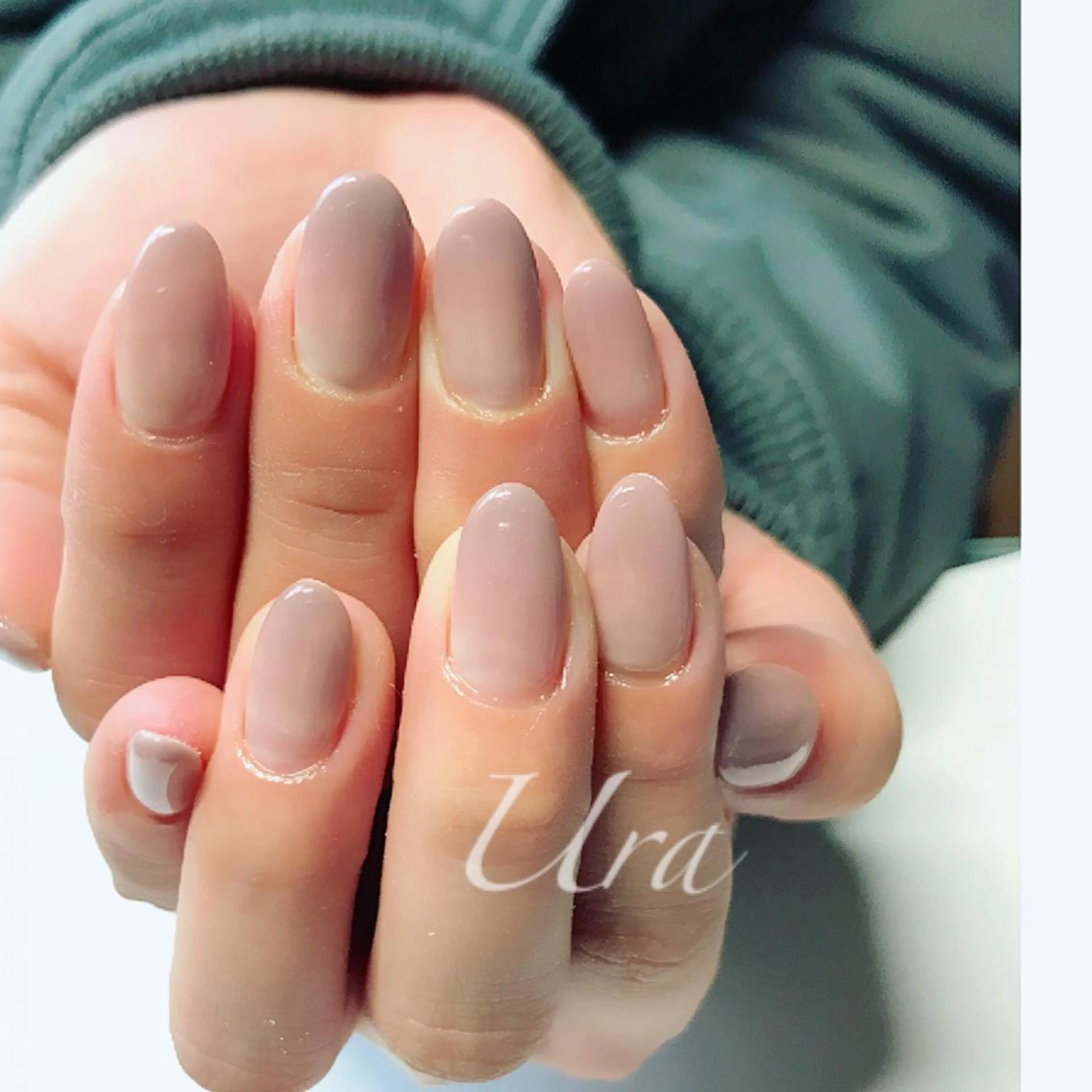 ネイル ワンカラーネイル UrakoNail 《nail》のネイルデザイン