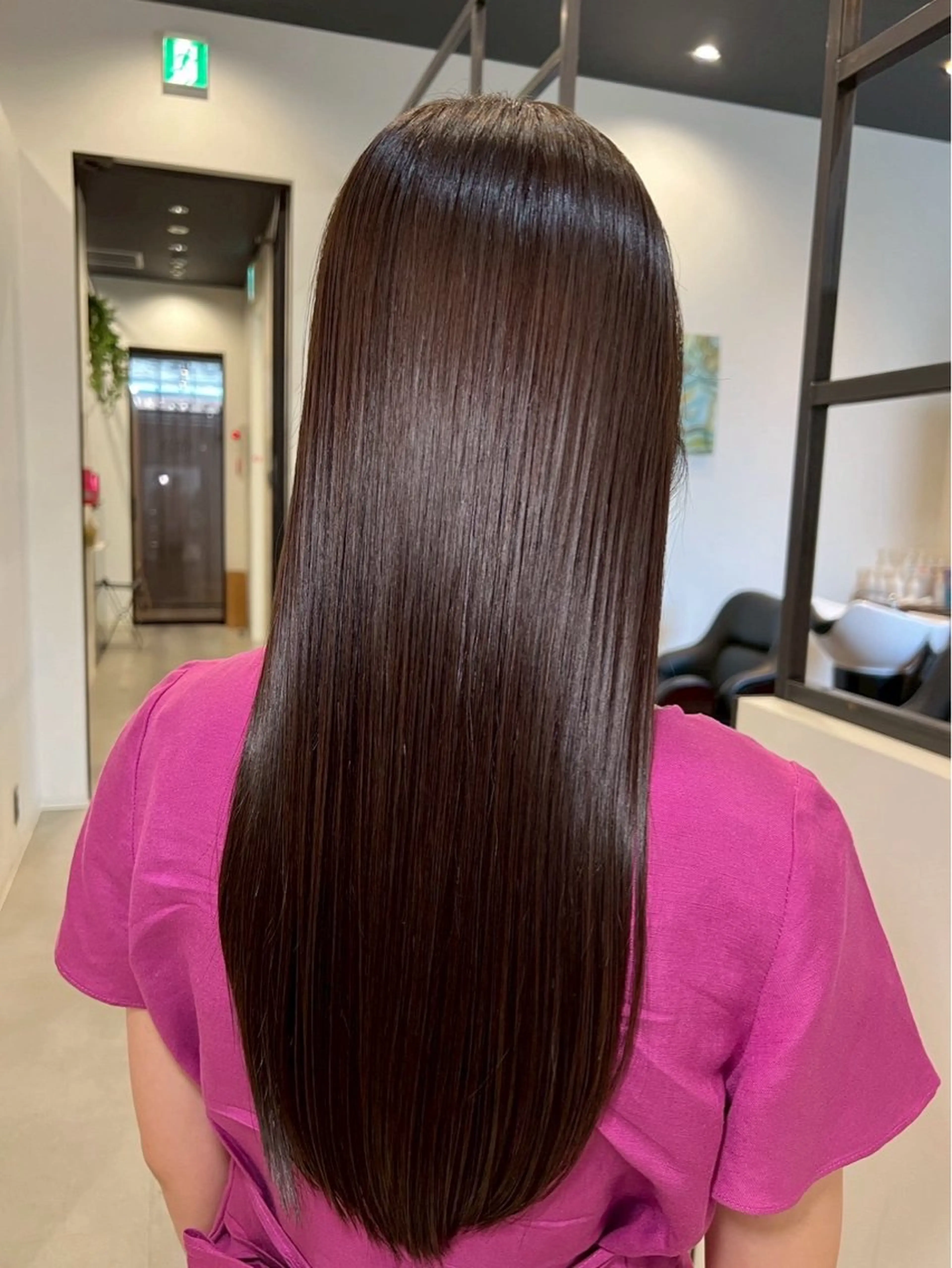 ロング カラー ダブルカラー ハイトーンカラー ボブ 顔周りカット 髪質改善 カット ヘアカラー トリートメント RISE SWELL 江坂momoneのヘアスタイル