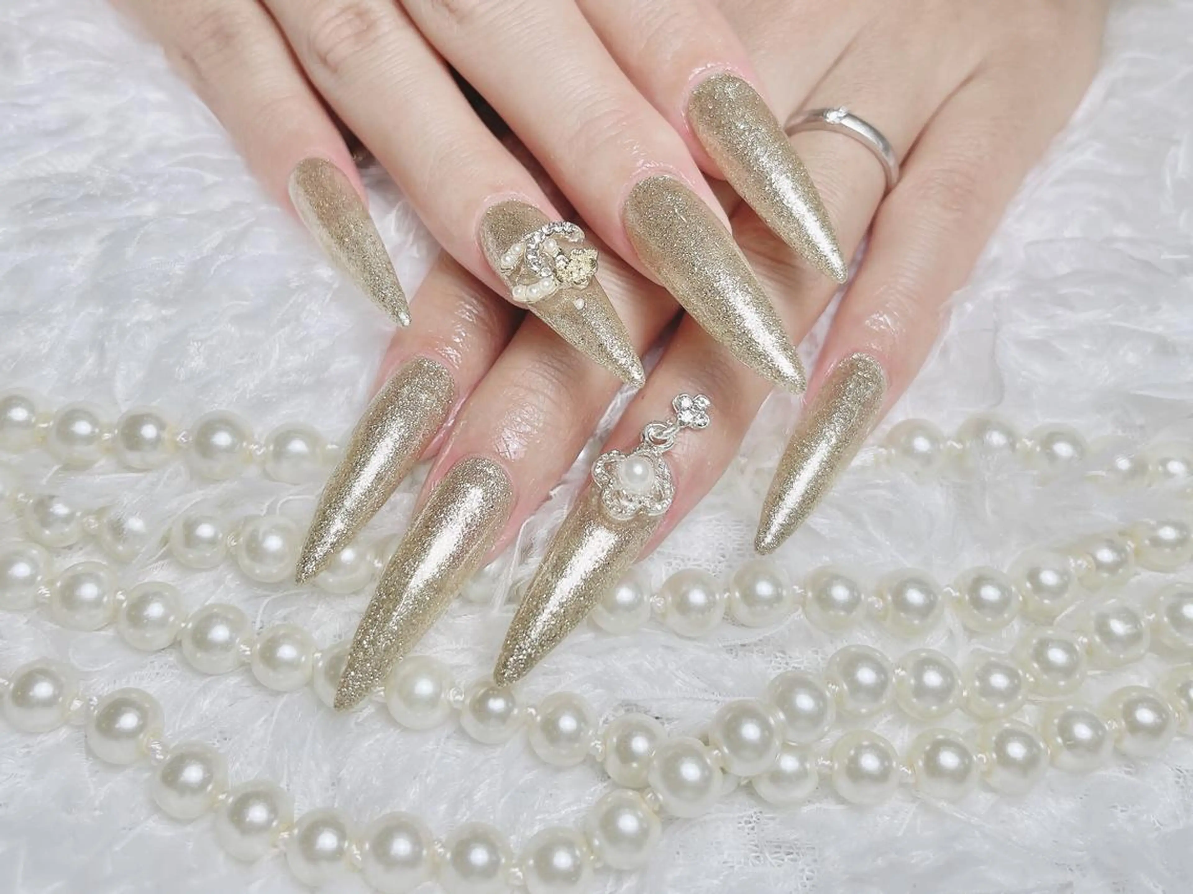 ネイル 持ち込み 🤎mini 🤍可愛らしいネイルのネイルデザイン