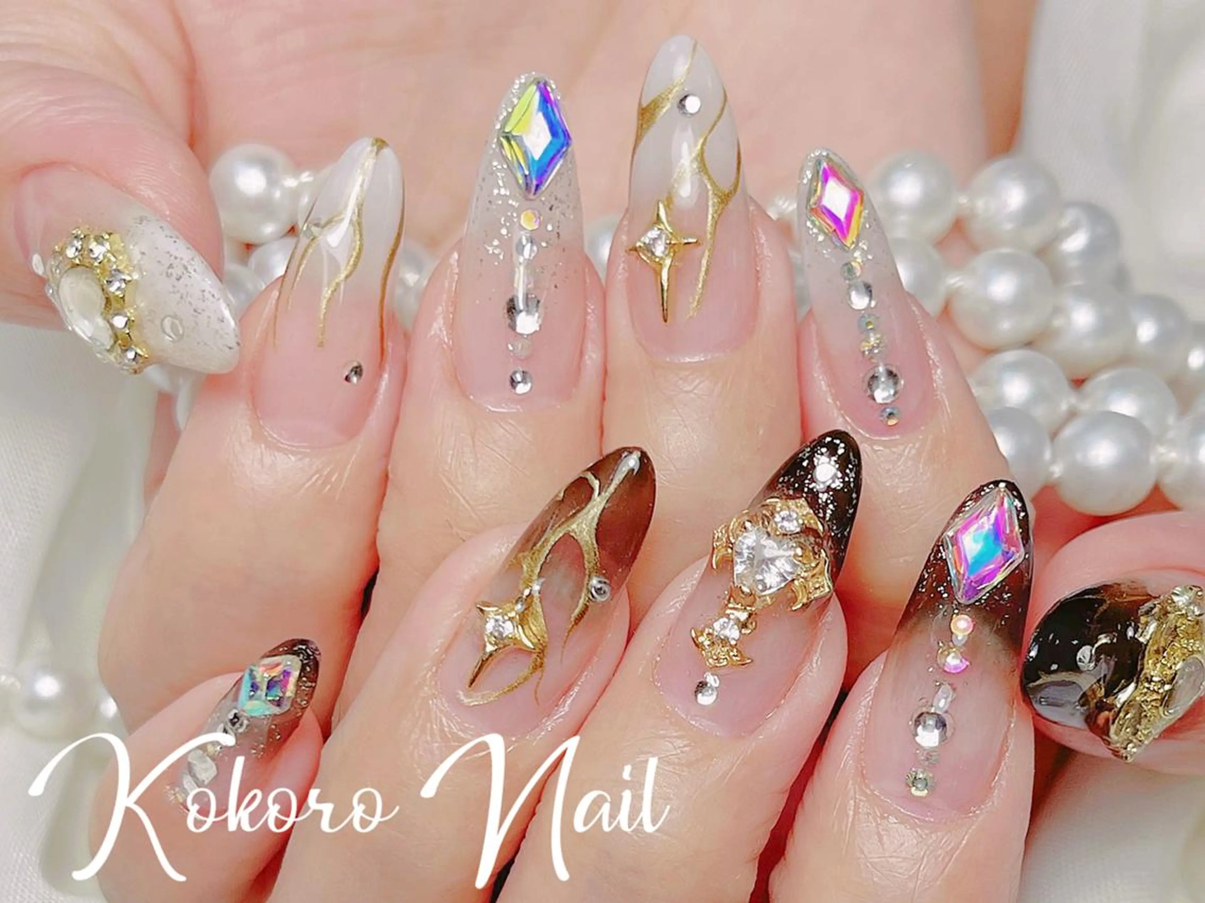 ネイル Hawchumi 💅のネイルデザイン
