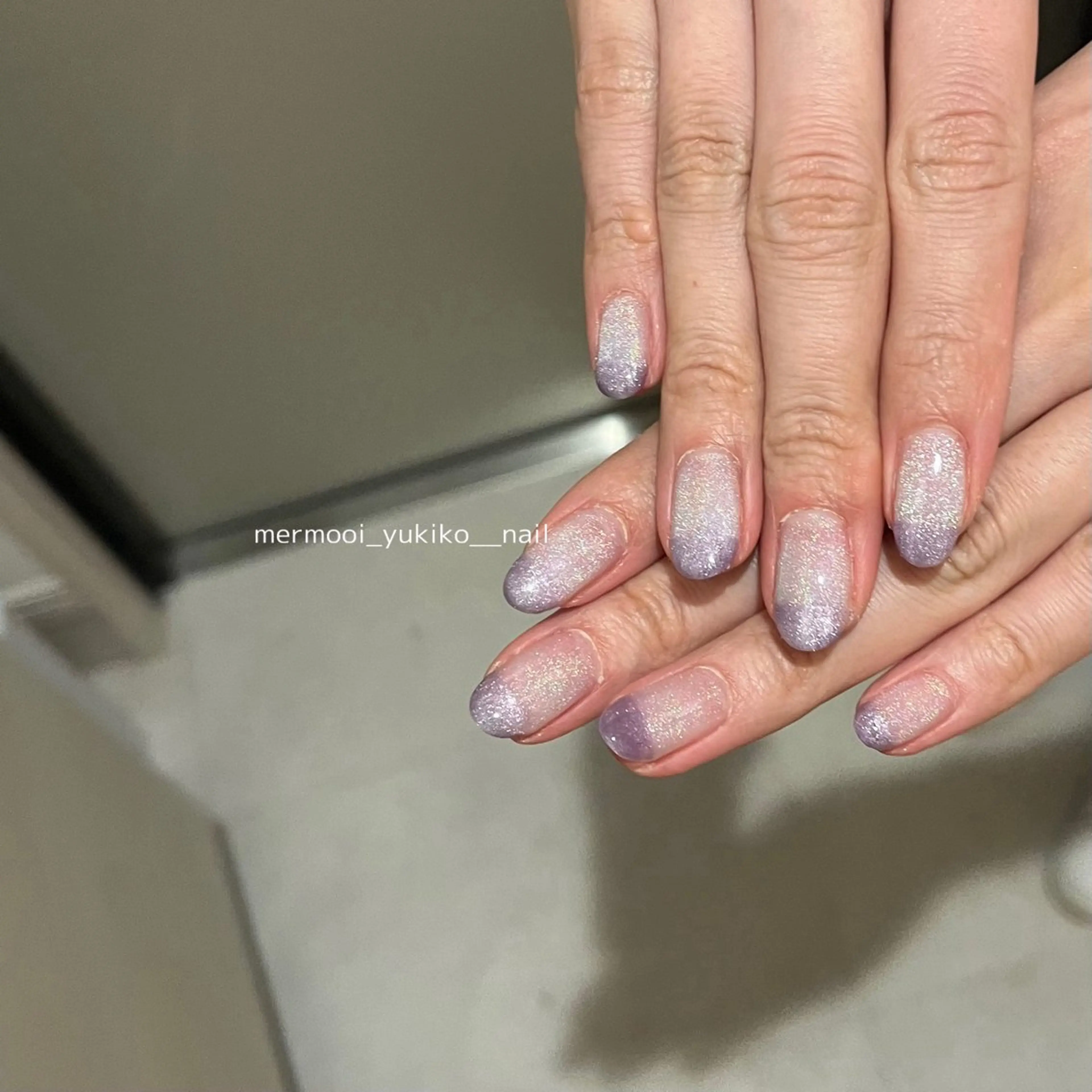 ネイル フレンチネイル キラキラネイル マグネットネイル パープル melumooi nailのネイルデザイン
