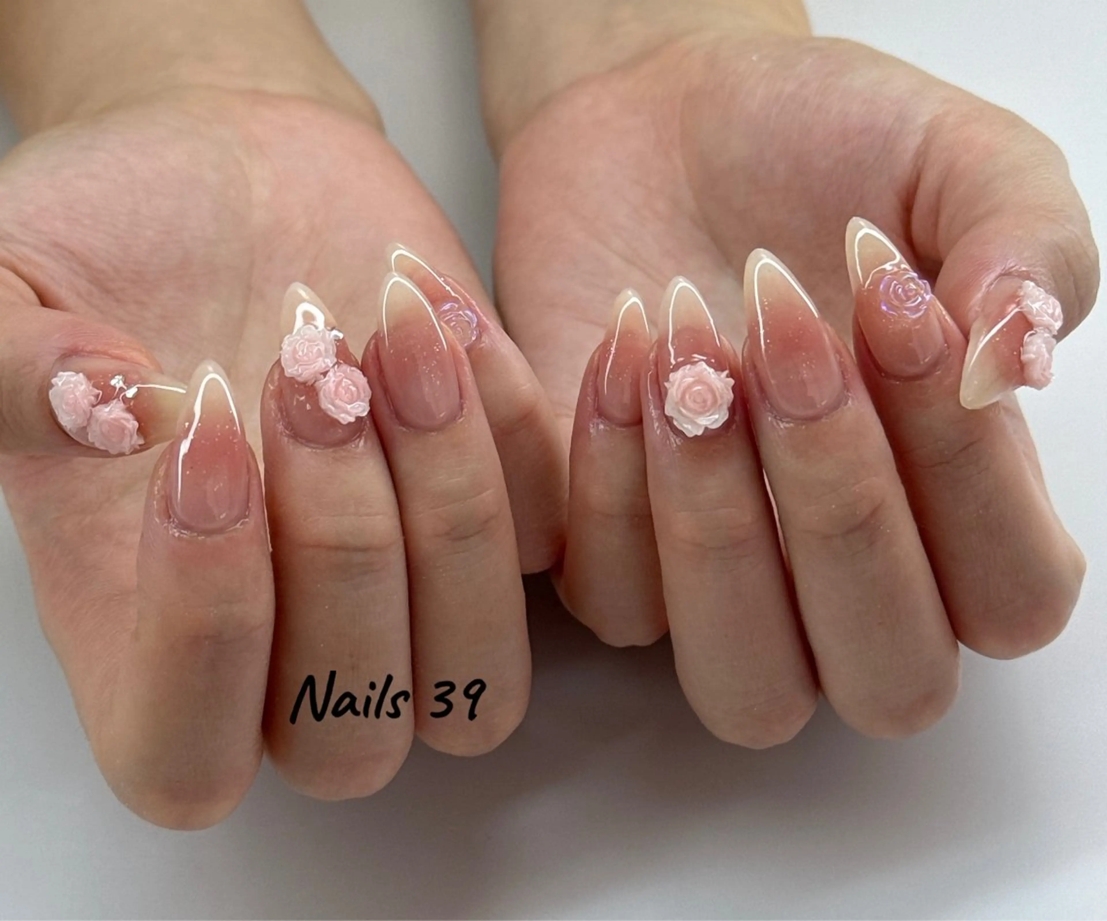 ネイル Nails 39のネイルデザイン