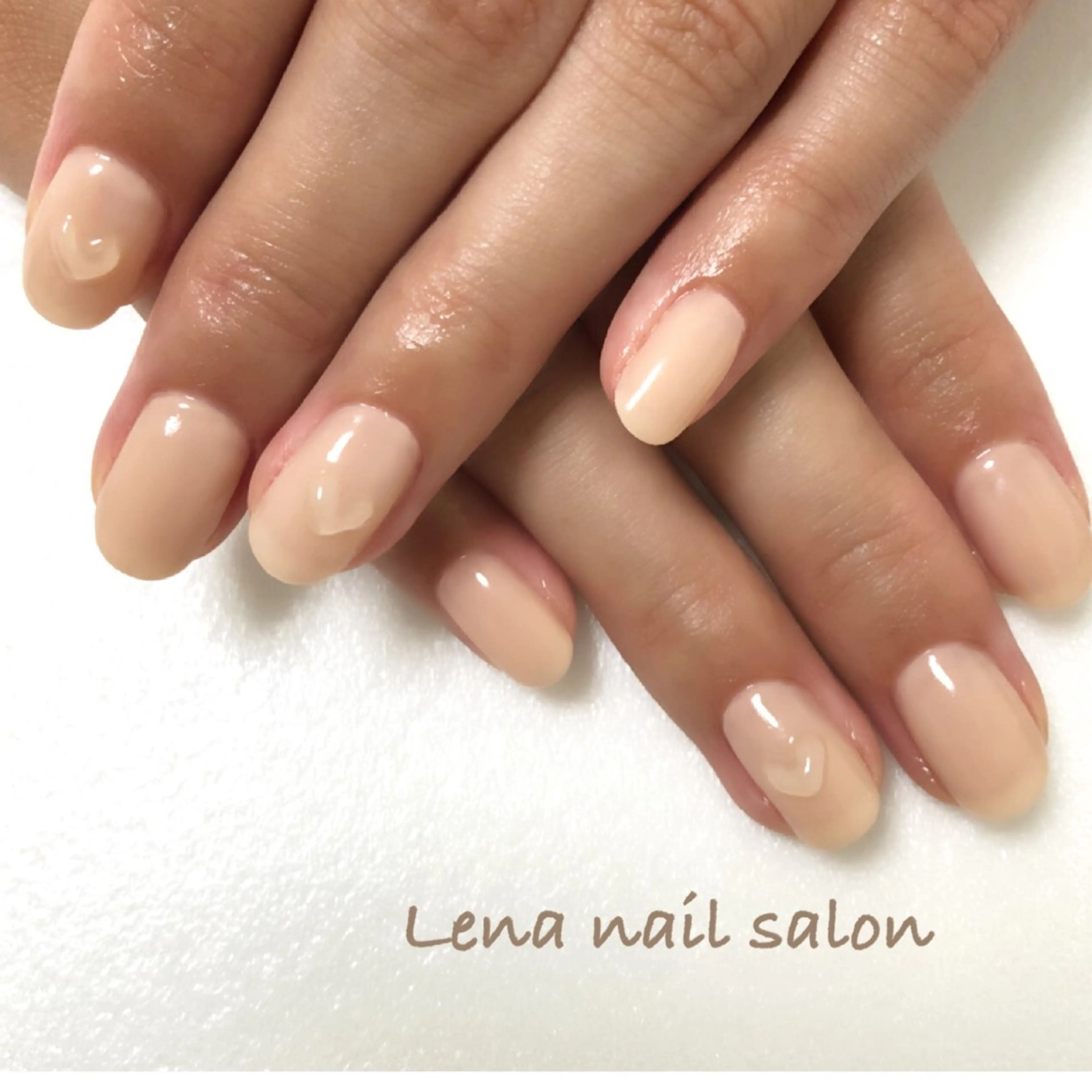 ネイル ぷっくりネイル 自爪育成ネイルケア Lena  nailのネイルデザイン