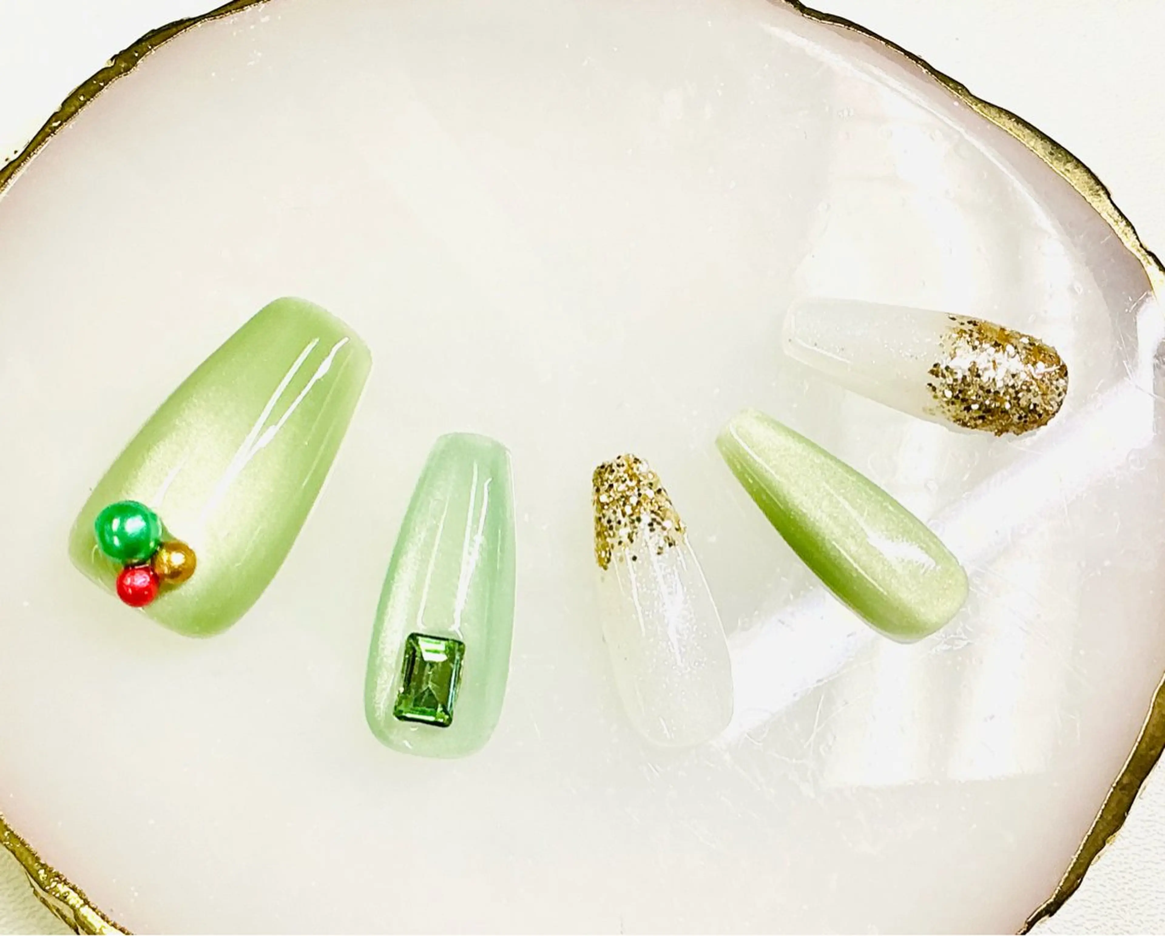 ネイル アートネイル べっ甲ネイル ボルドー ドット フットネイル ハンドネイル Queeens nailのネイルデザイン