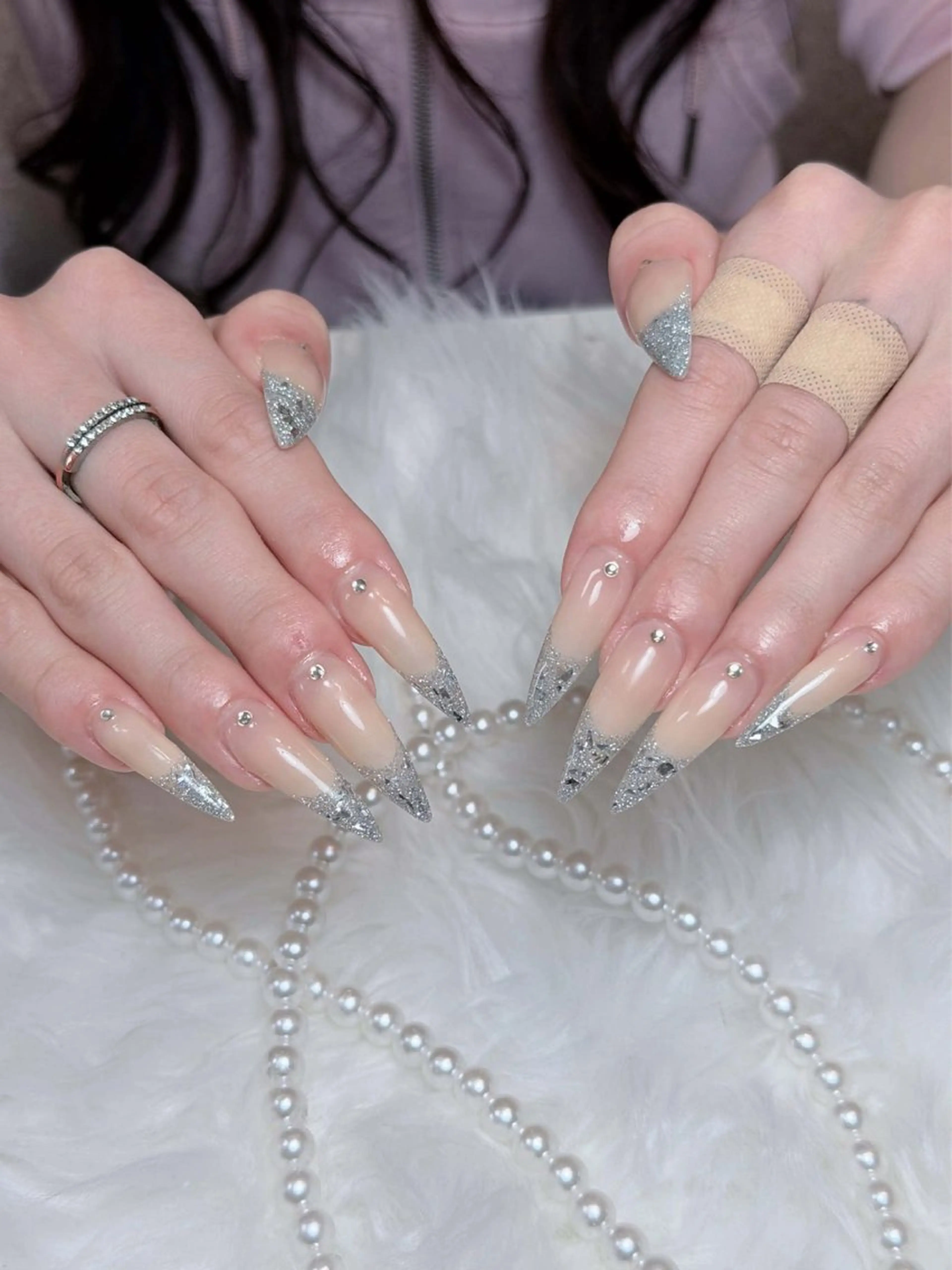 ネイル チークネイル ドット フレンチネイル グラデーション ハート ハンドネイル Julli NailStudioのネイルデザイン