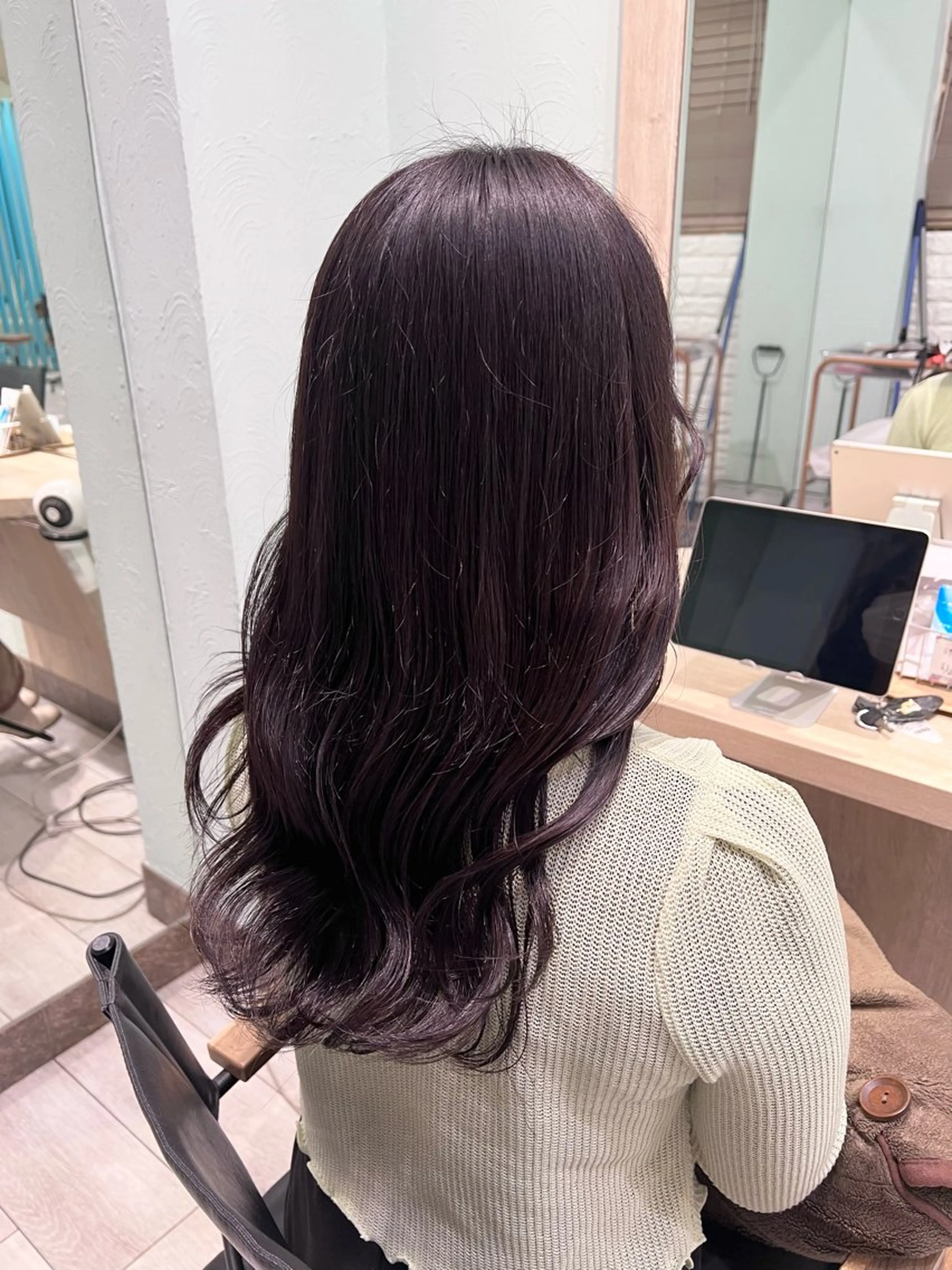 セミロング 髪質改善カラー 🏖️クウト🏖️のヘアスタイル