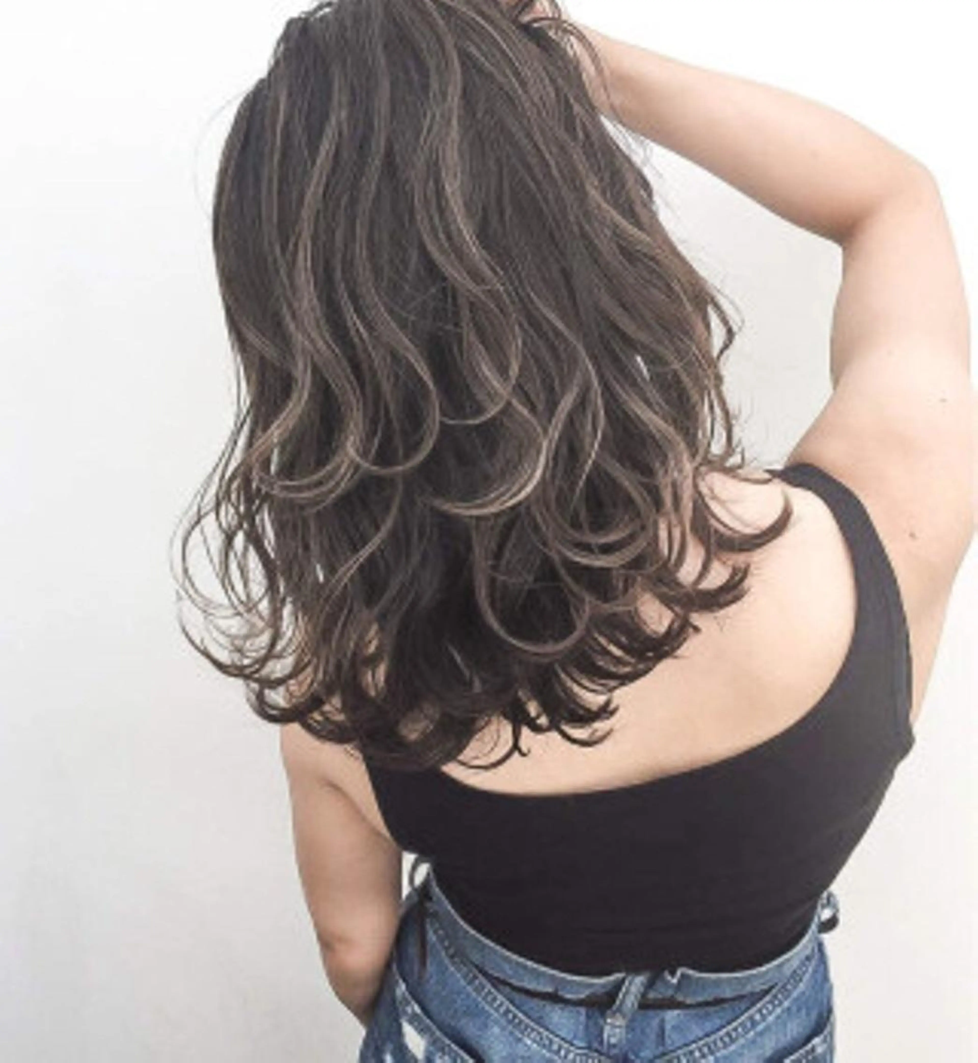 カラーリング単品50%オフ！！【前回のご来店から3ヶ月以内、当店ご来店二回目のお客様限定です✨️】の写真