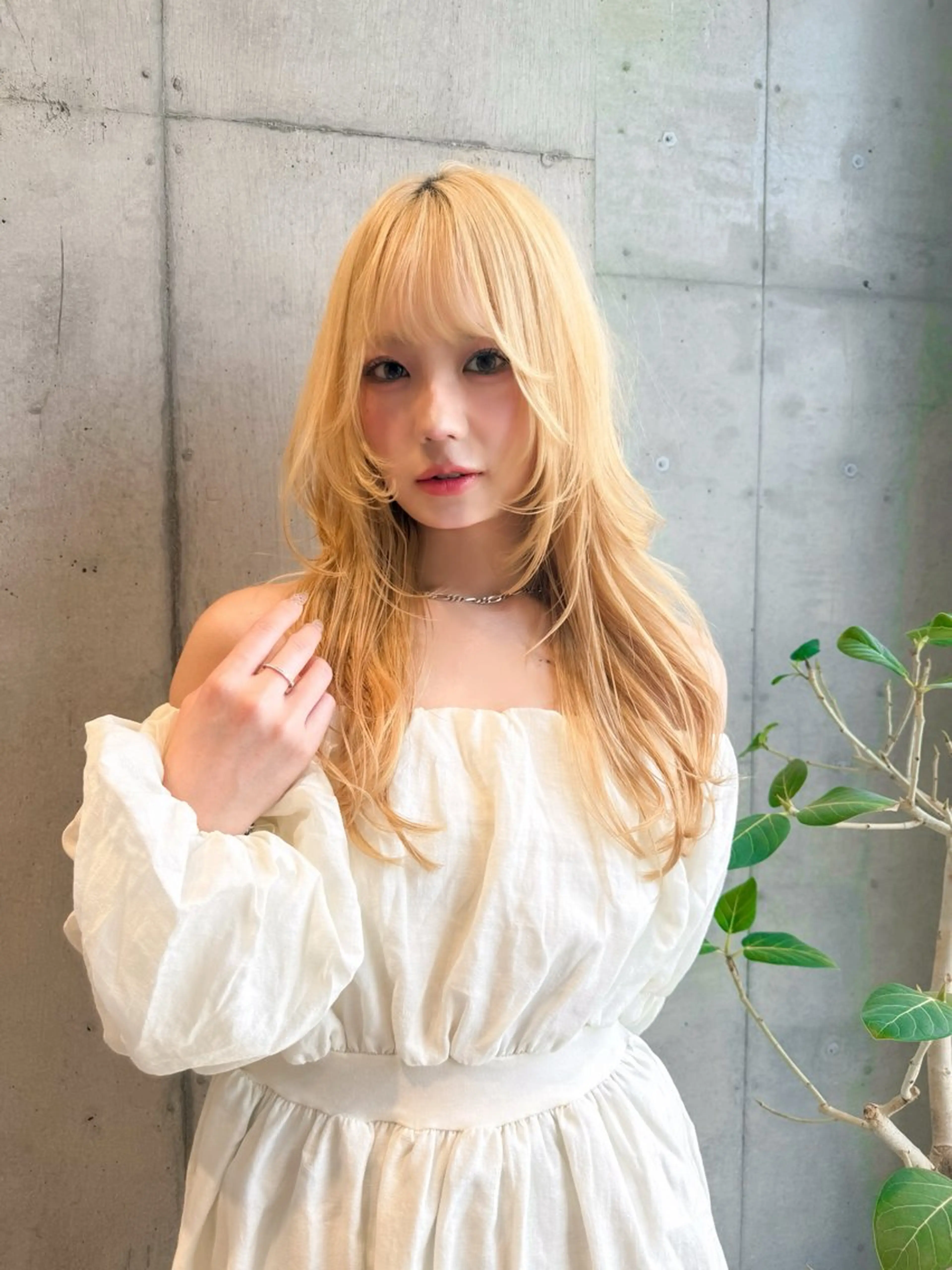 ロング カラー ハイトーンカラー レイヤーカット カット ヘアカラー トリートメント 柔め透明感血色カラー 暖色/レイヤー/ゆいのヘアスタイル