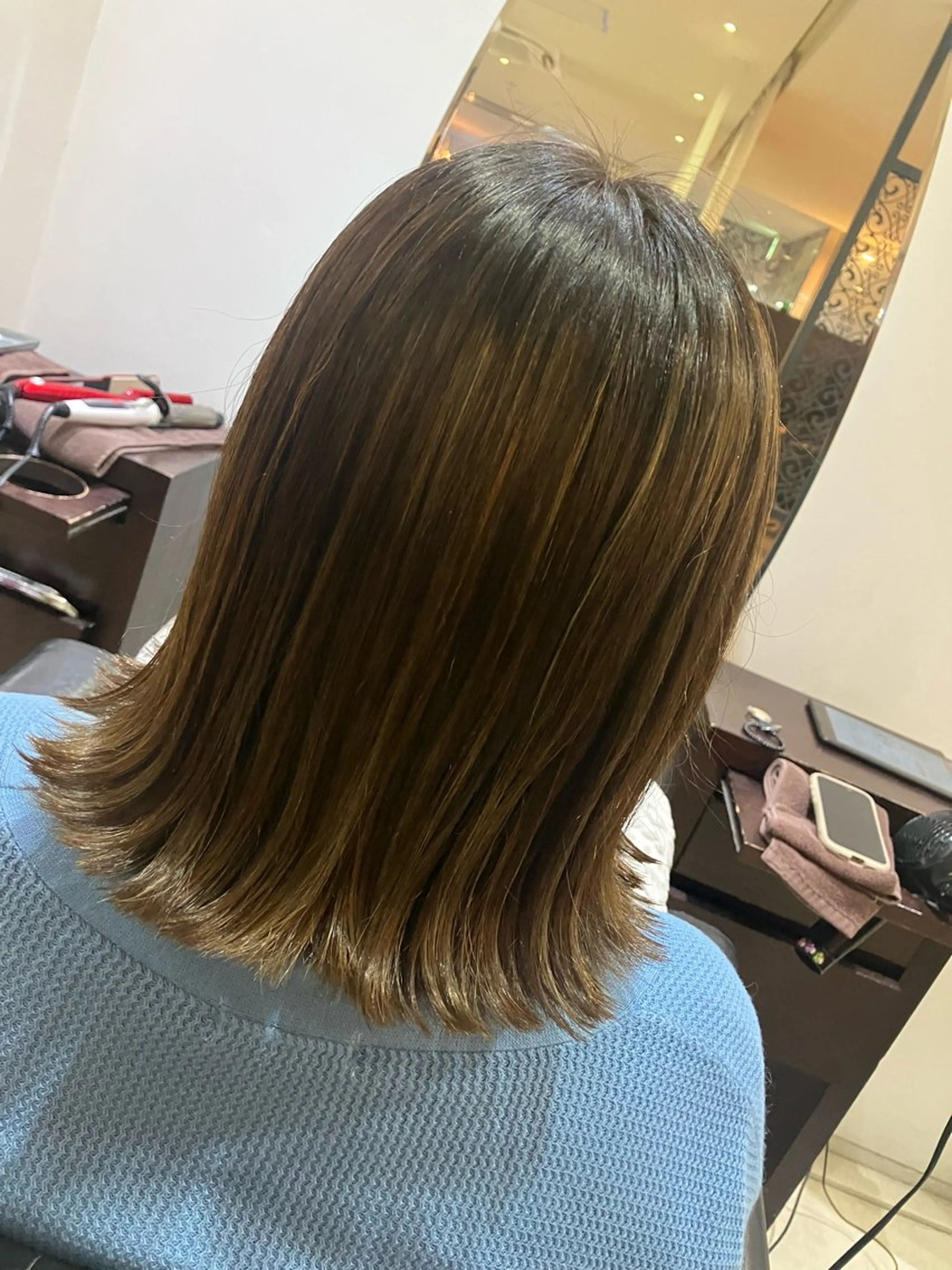 ミディアム カット トリートメント 吉本 yoshimotoのヘアスタイル