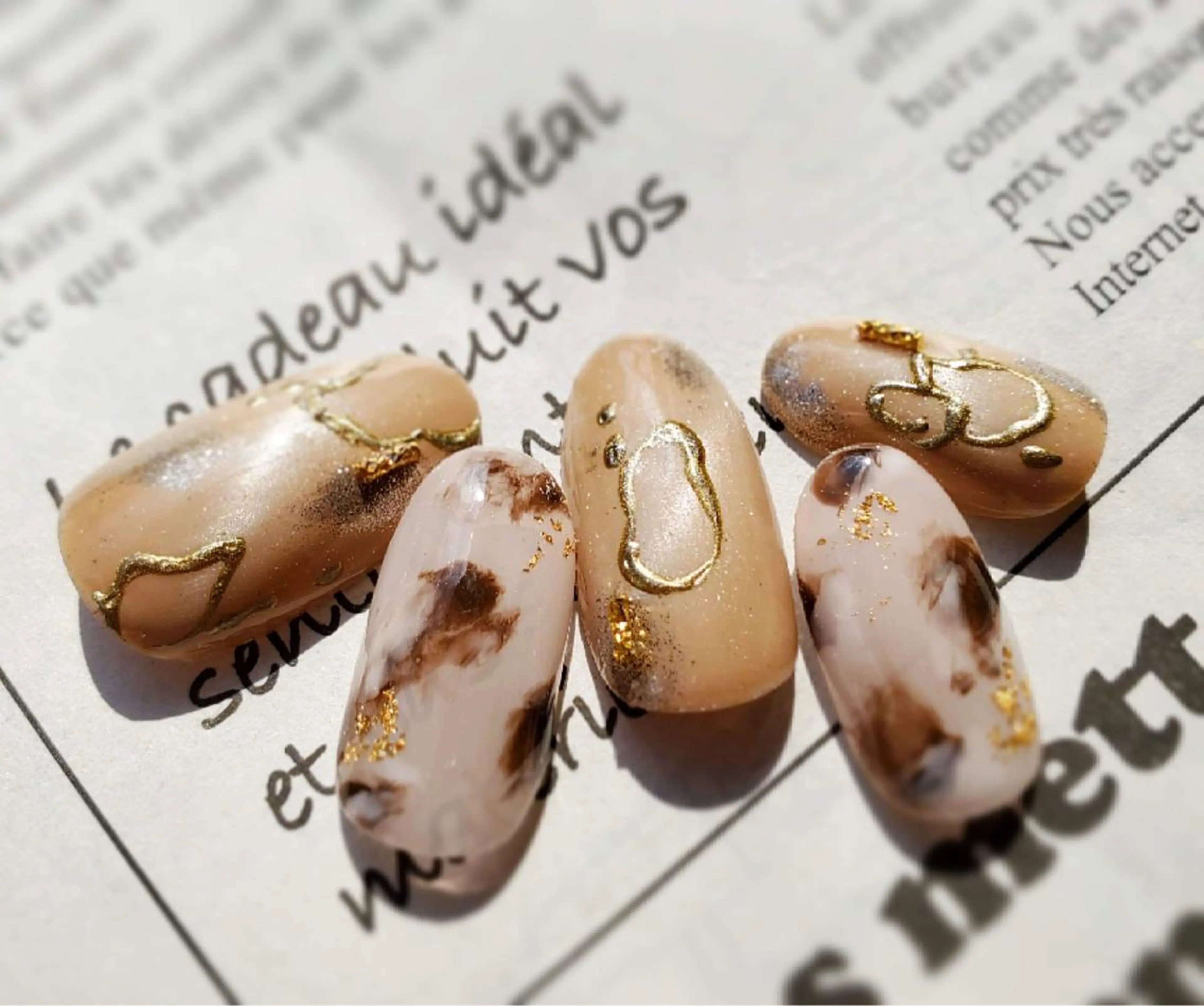 ネイル f'bloom  L’ecrinのネイルデザイン