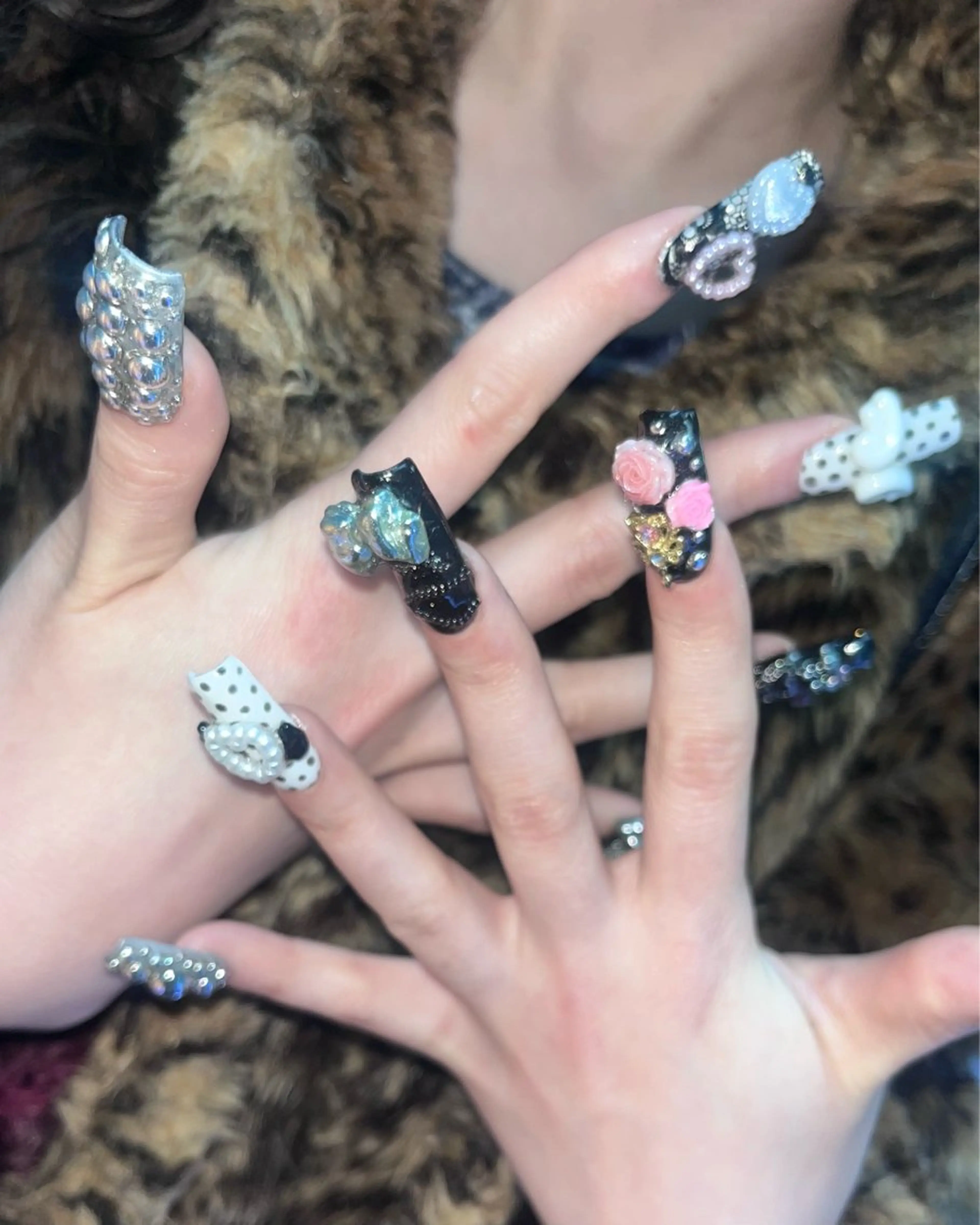 ネイル BANSA ˖ ࣪⊹ 大阪 個性派 派手のネイルデザイン