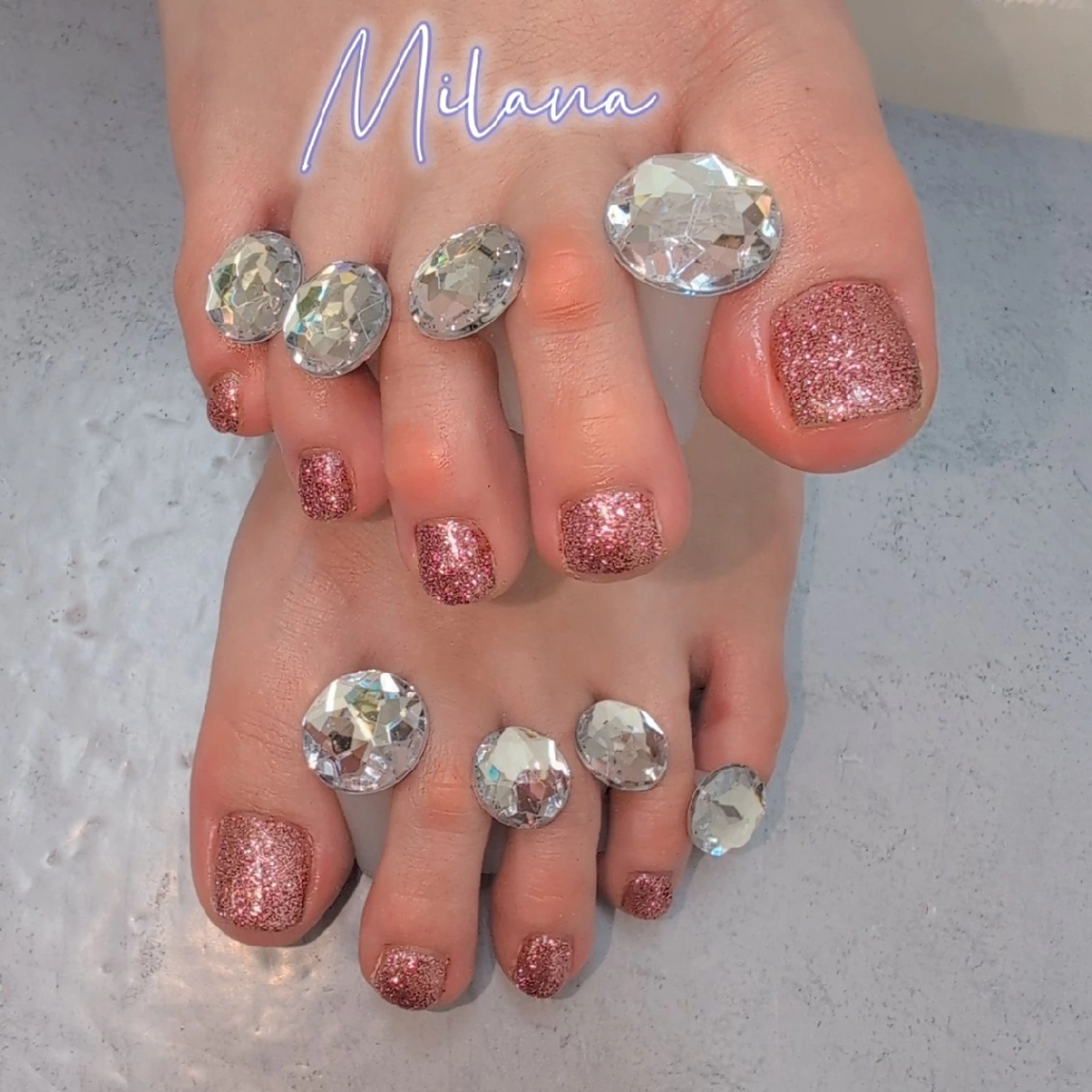 ネイル フットネイル ワンカラーネイル フットネイル Milana 川瀬のネイルデザイン