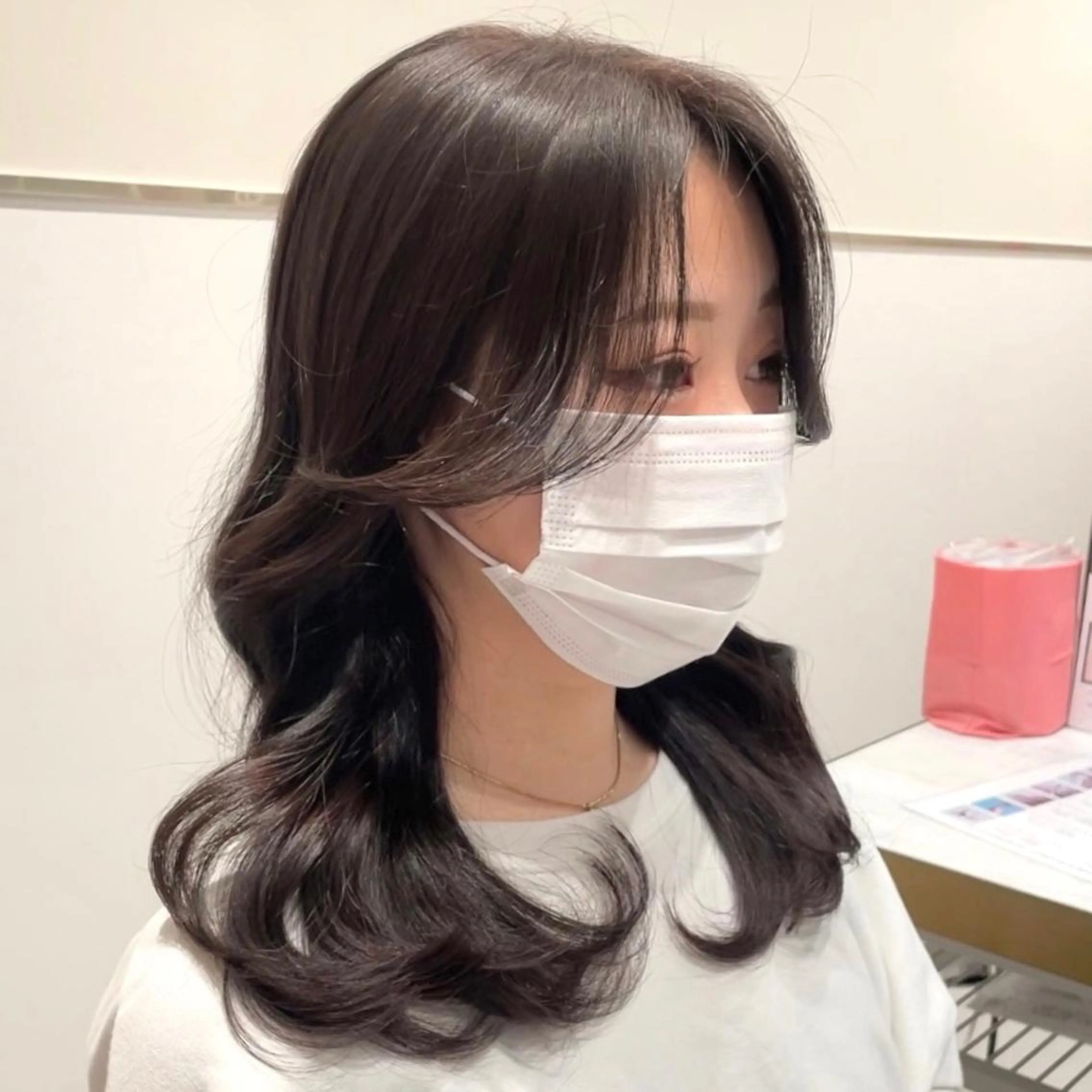 セミロング カラー ヘアアレンジ 🤎小顔レイヤー /ベージュ🤎友香のヘアスタイル