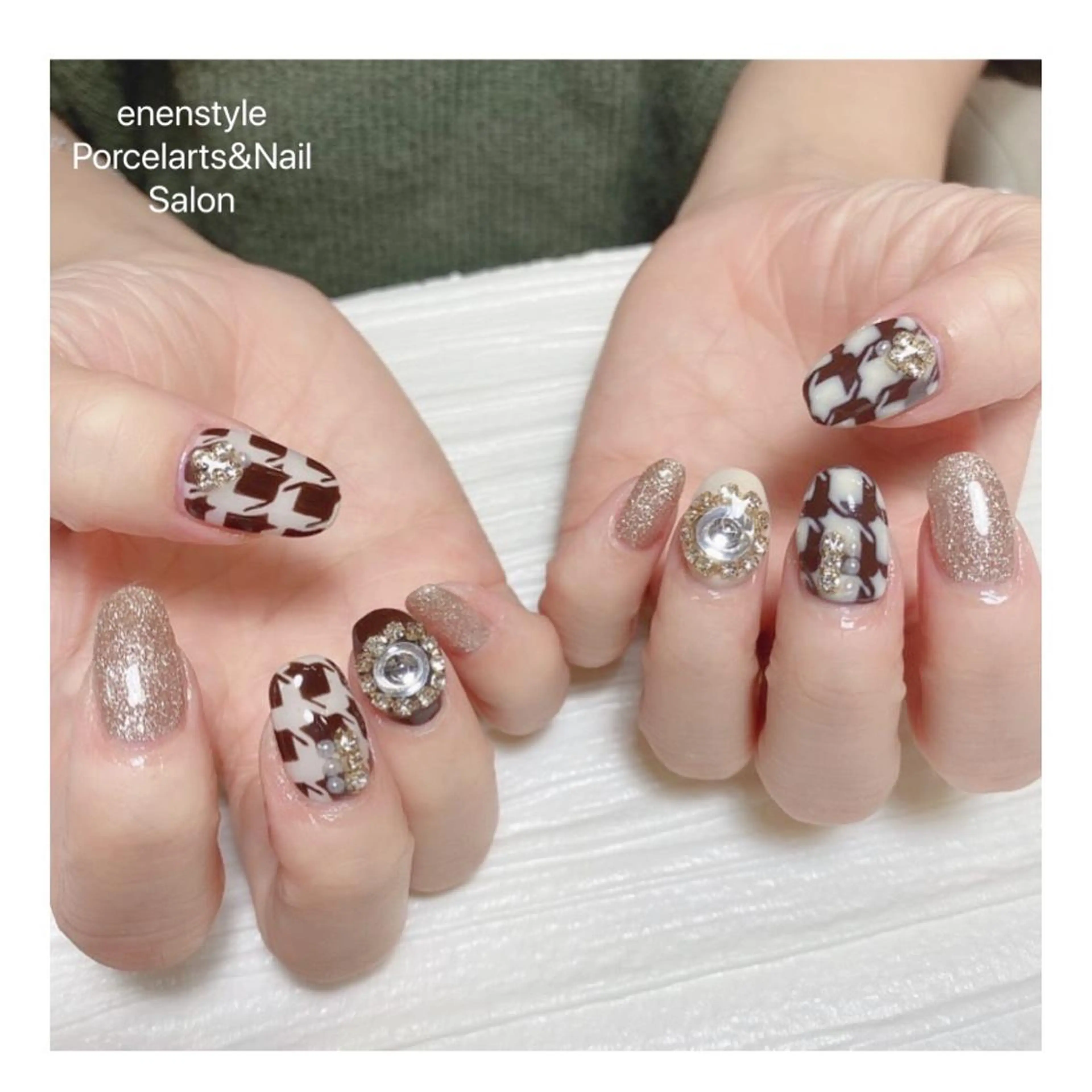 ミディアム ネイル ハンドネイル 👑enen style👑のネイルデザイン