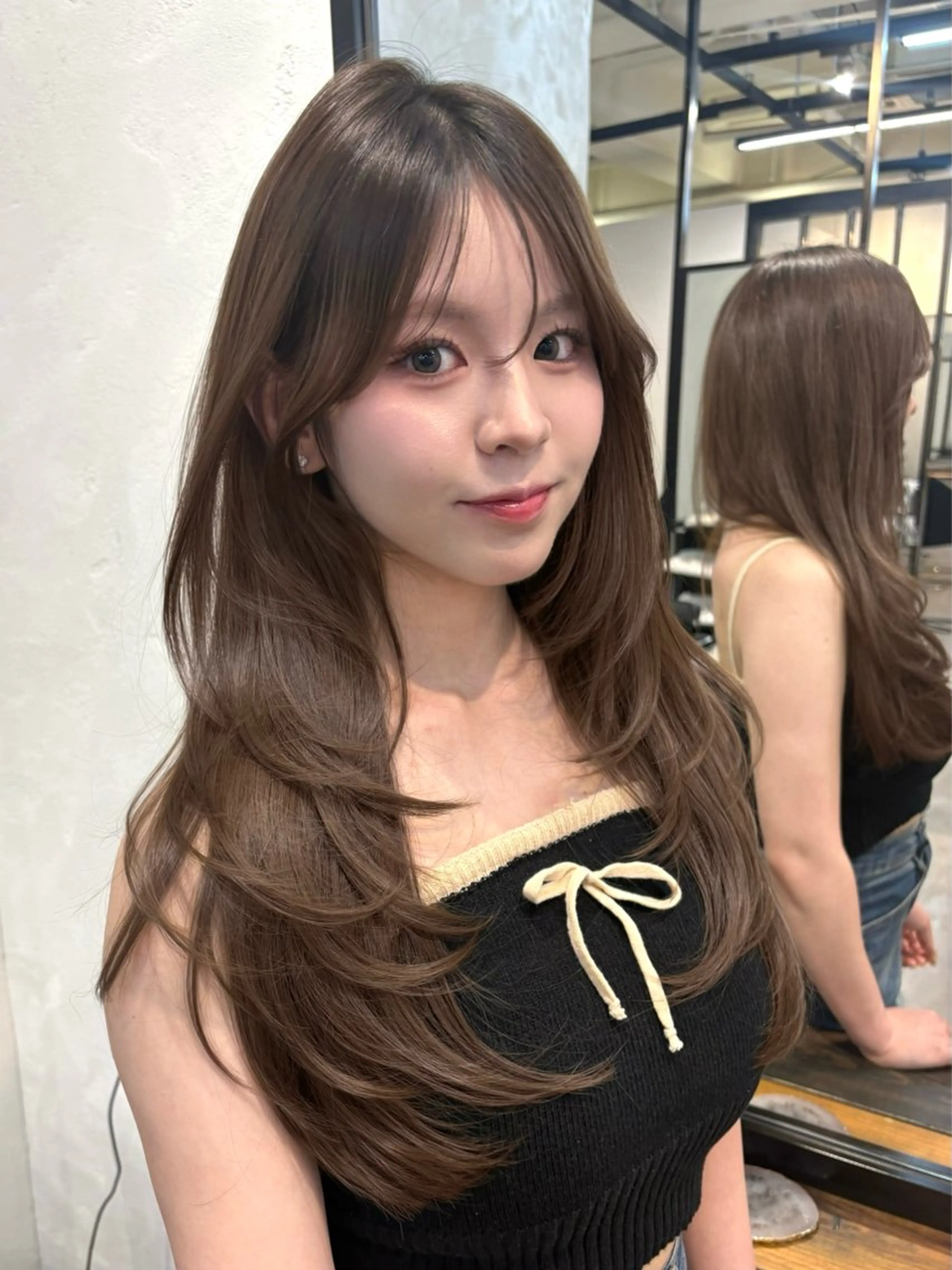 ロング カット ヘアカラー トリートメント 透明感カラー アオイのヘアスタイル