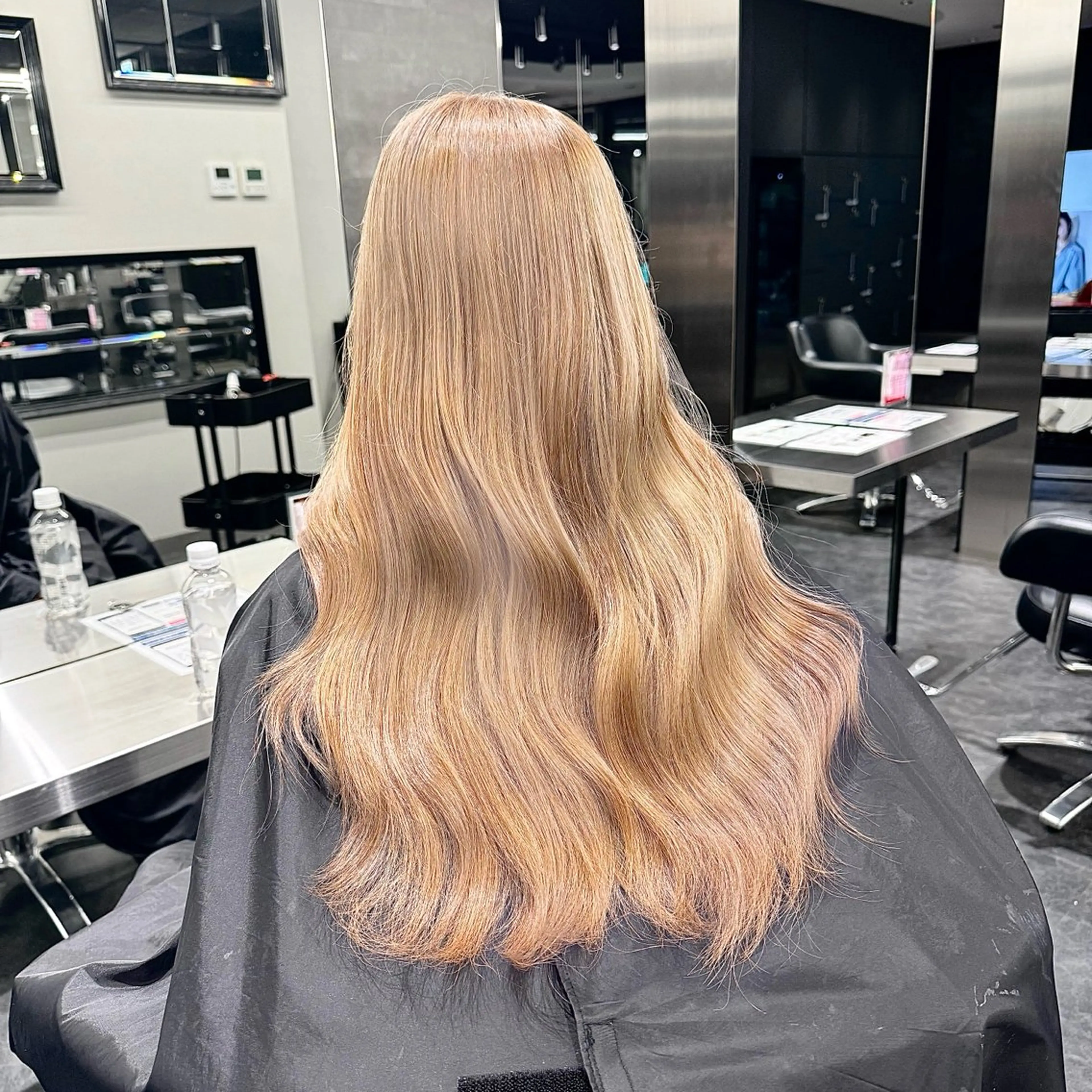 【ブリーチ1回➕カラー】ダブルカラー ¥13,200​〜​14,850の写真