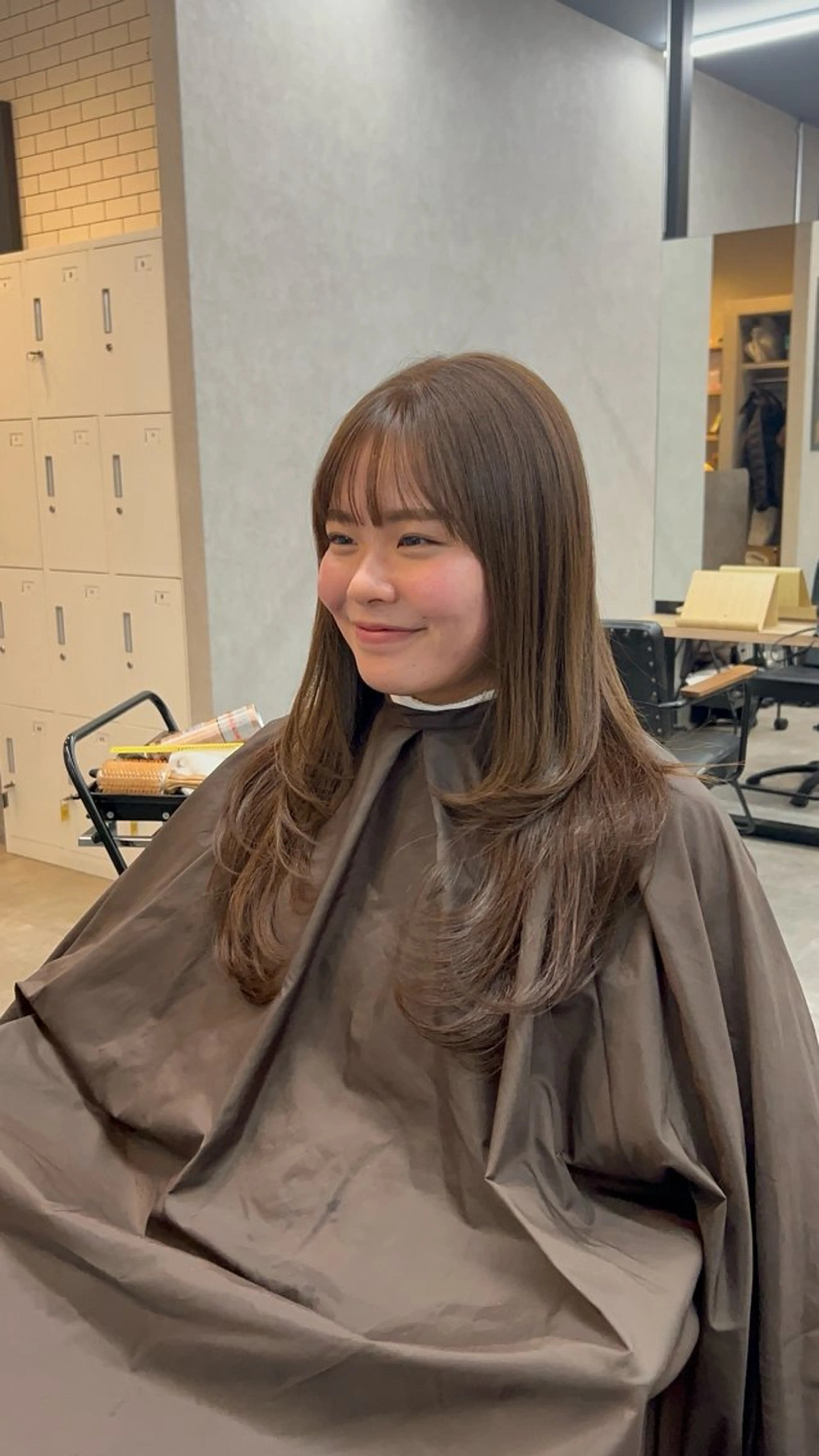 ロング カラー ハイレイヤー レイヤーカット カット ヘアカラー トリートメント いなみね はるきのヘアスタイル