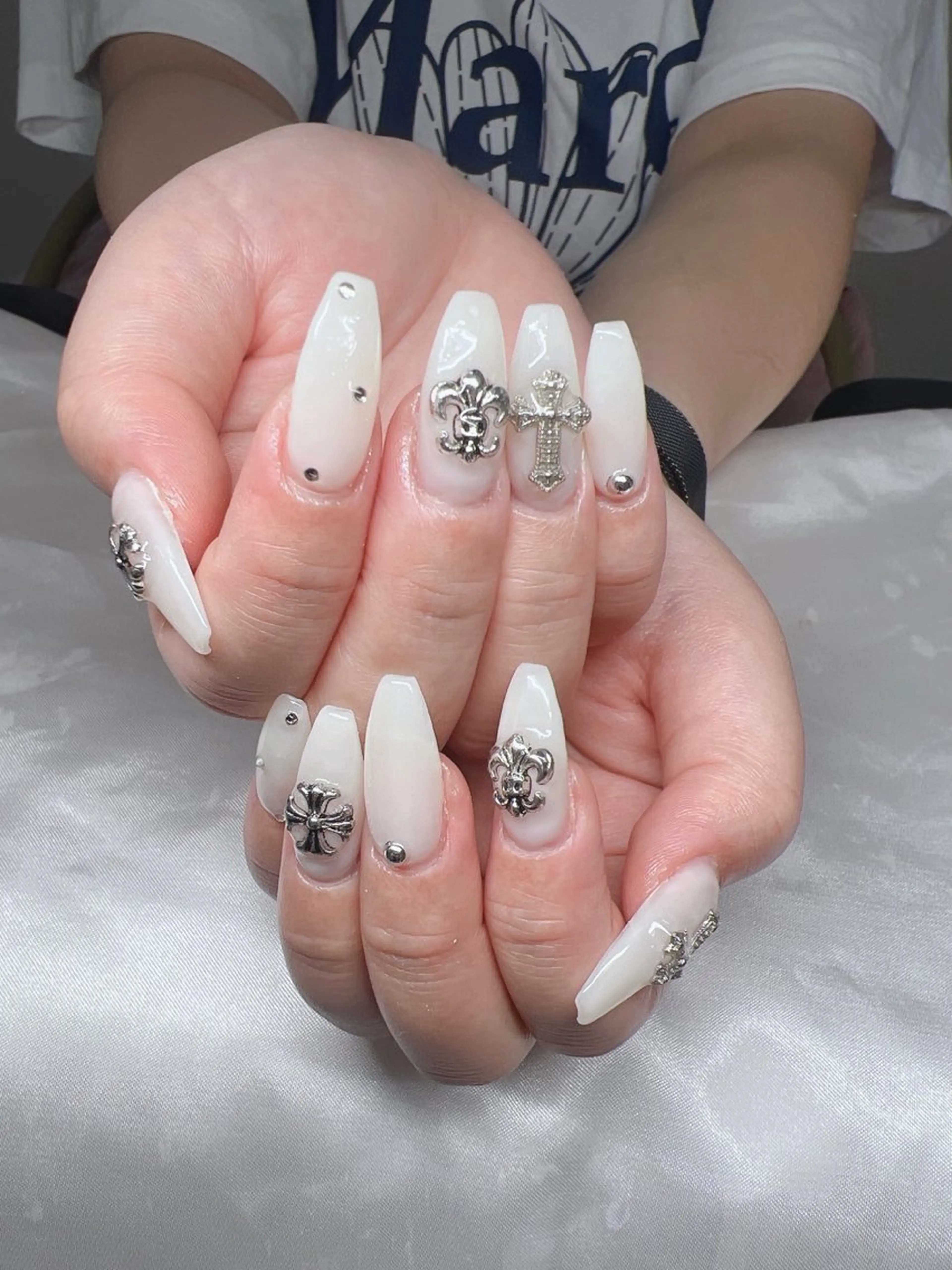 ネイル 長さ出し グラデーション キラキラネイル マグネットネイル ニュアンスネイル ハンドネイル Lee Nails チップ長さだし専門店のネイルデザイン