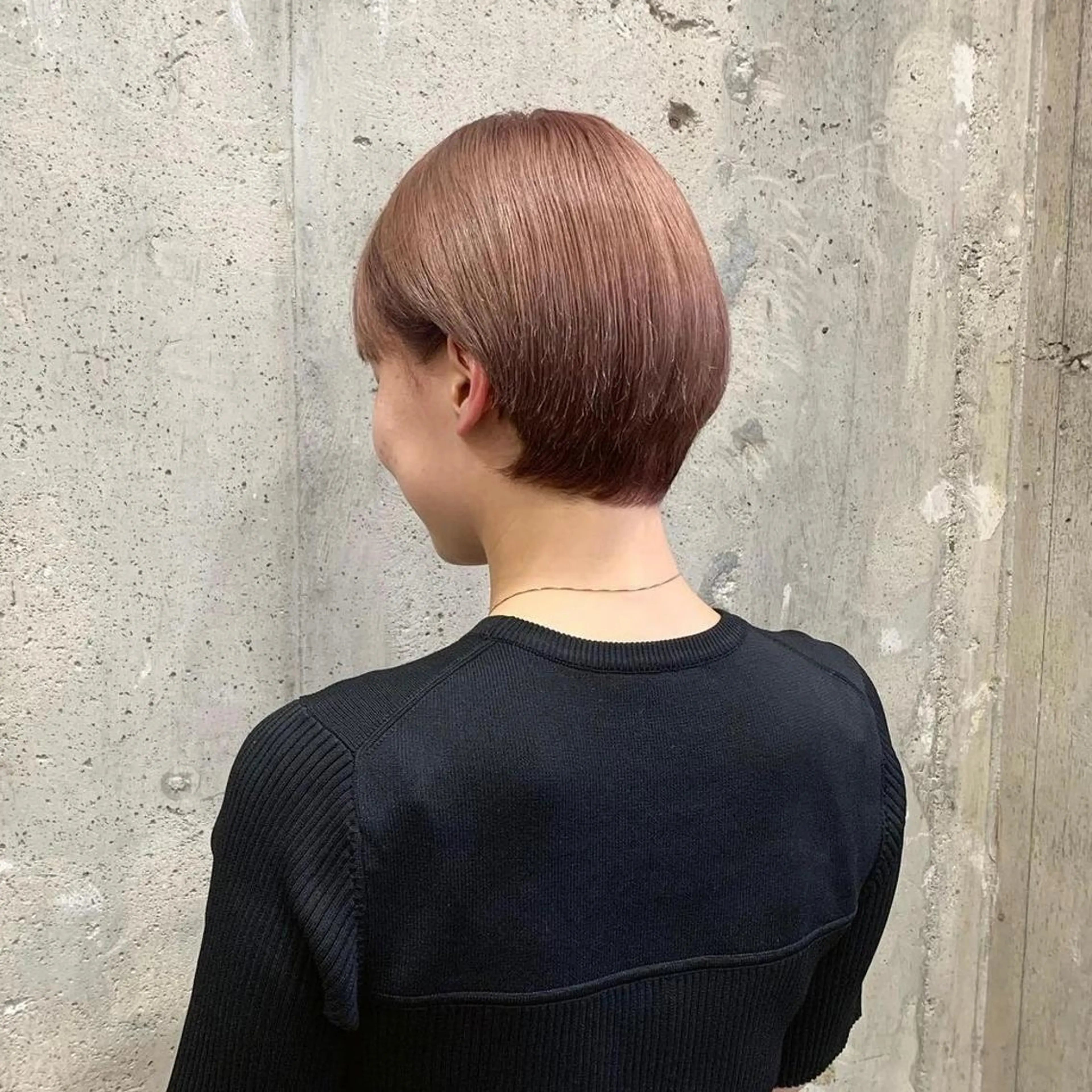 ショート カラー idea ルナのヘアスタイル