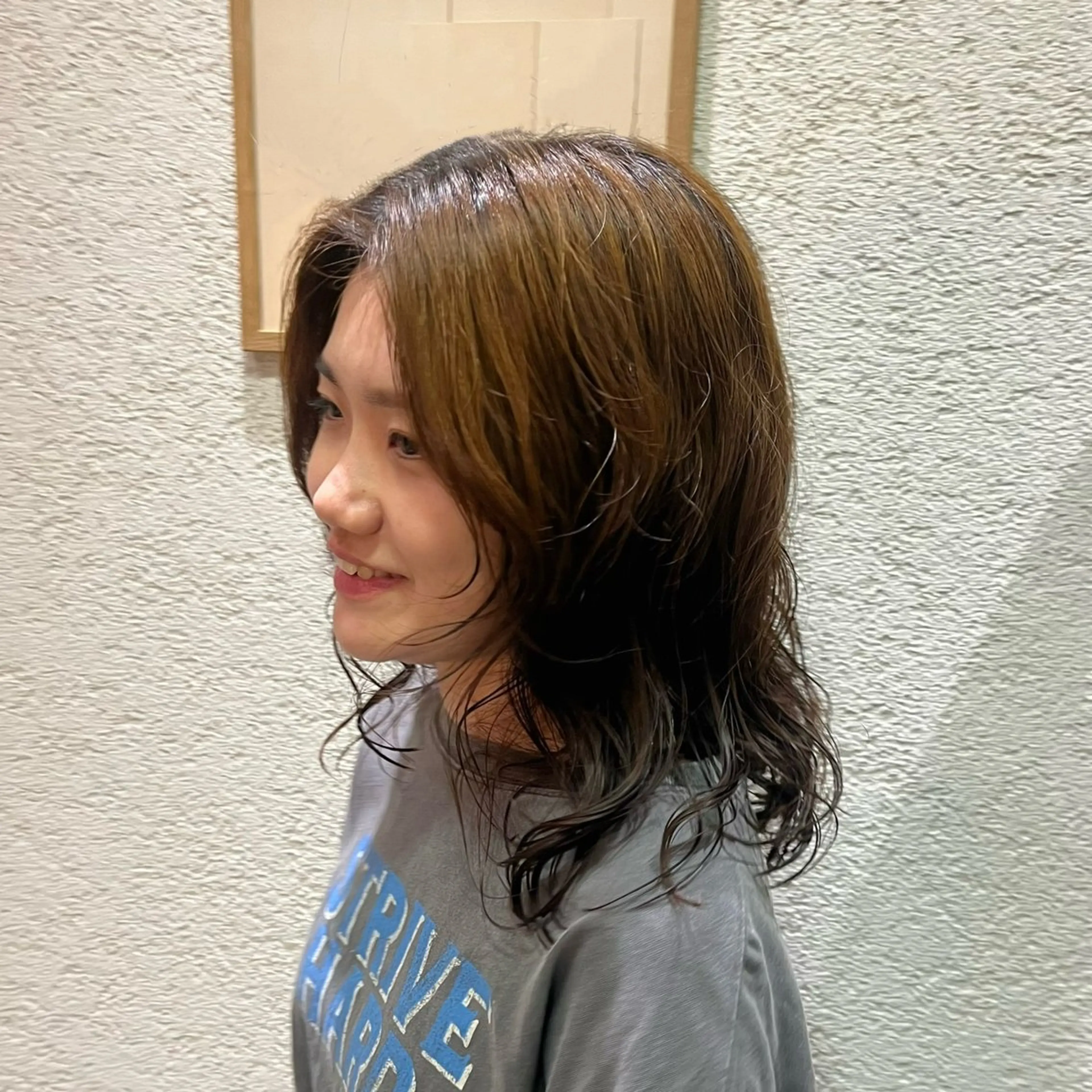 セミロング パーマ 本田 茜のヘアスタイル