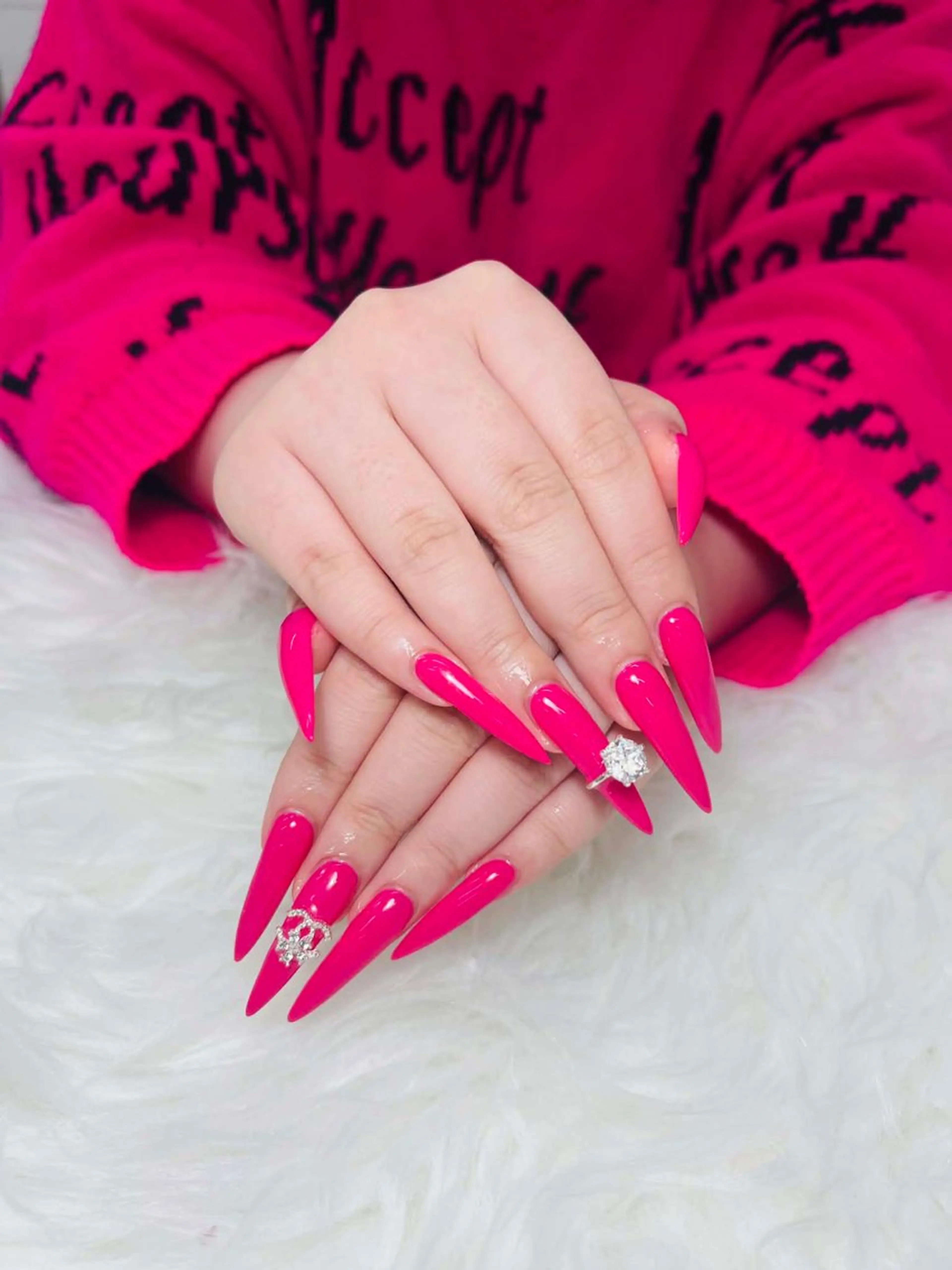 ネイル AURA NAIL 上前津のネイルデザイン