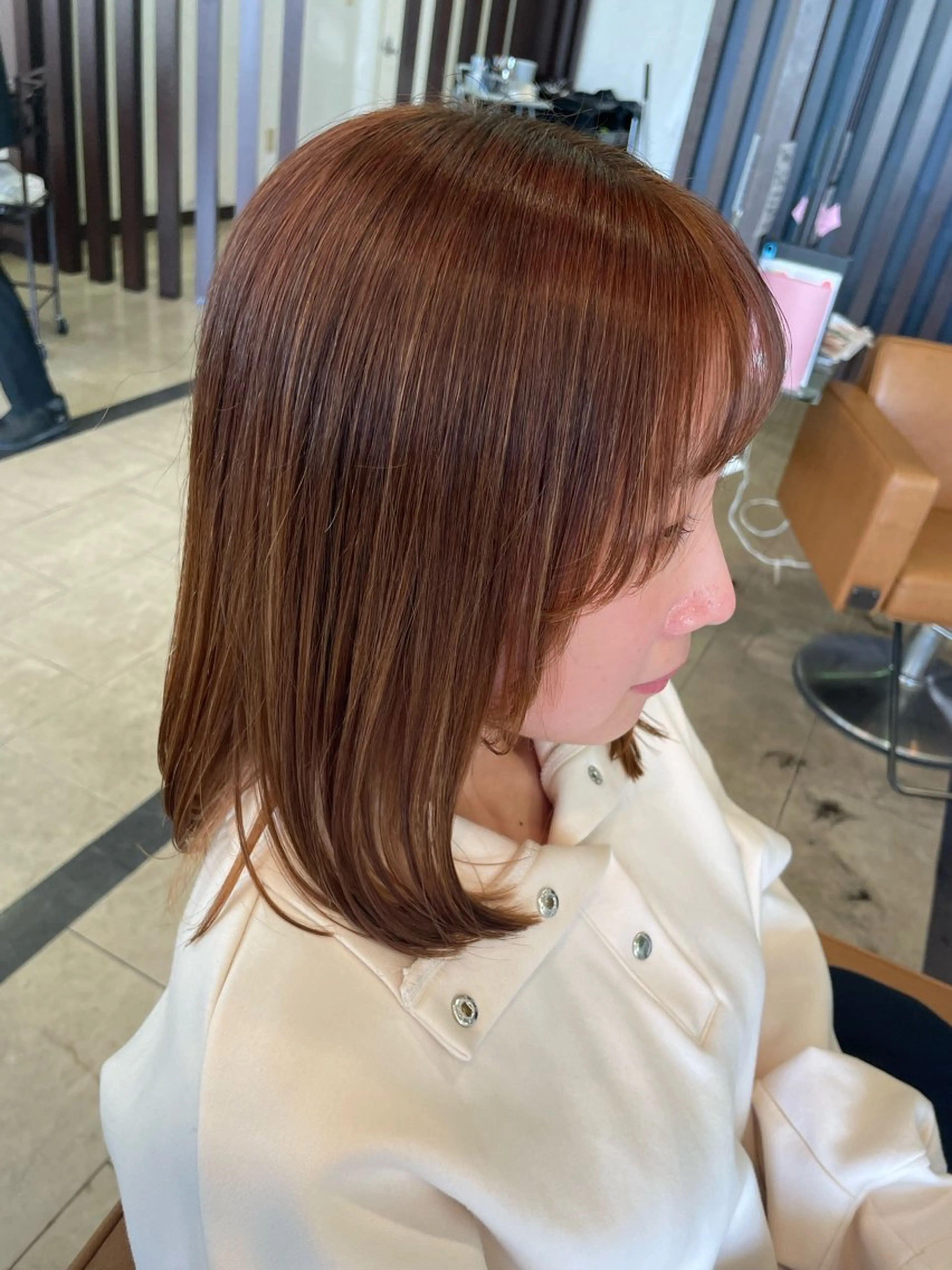 ミディアム カラー 川上 彩華のネイルデザイン